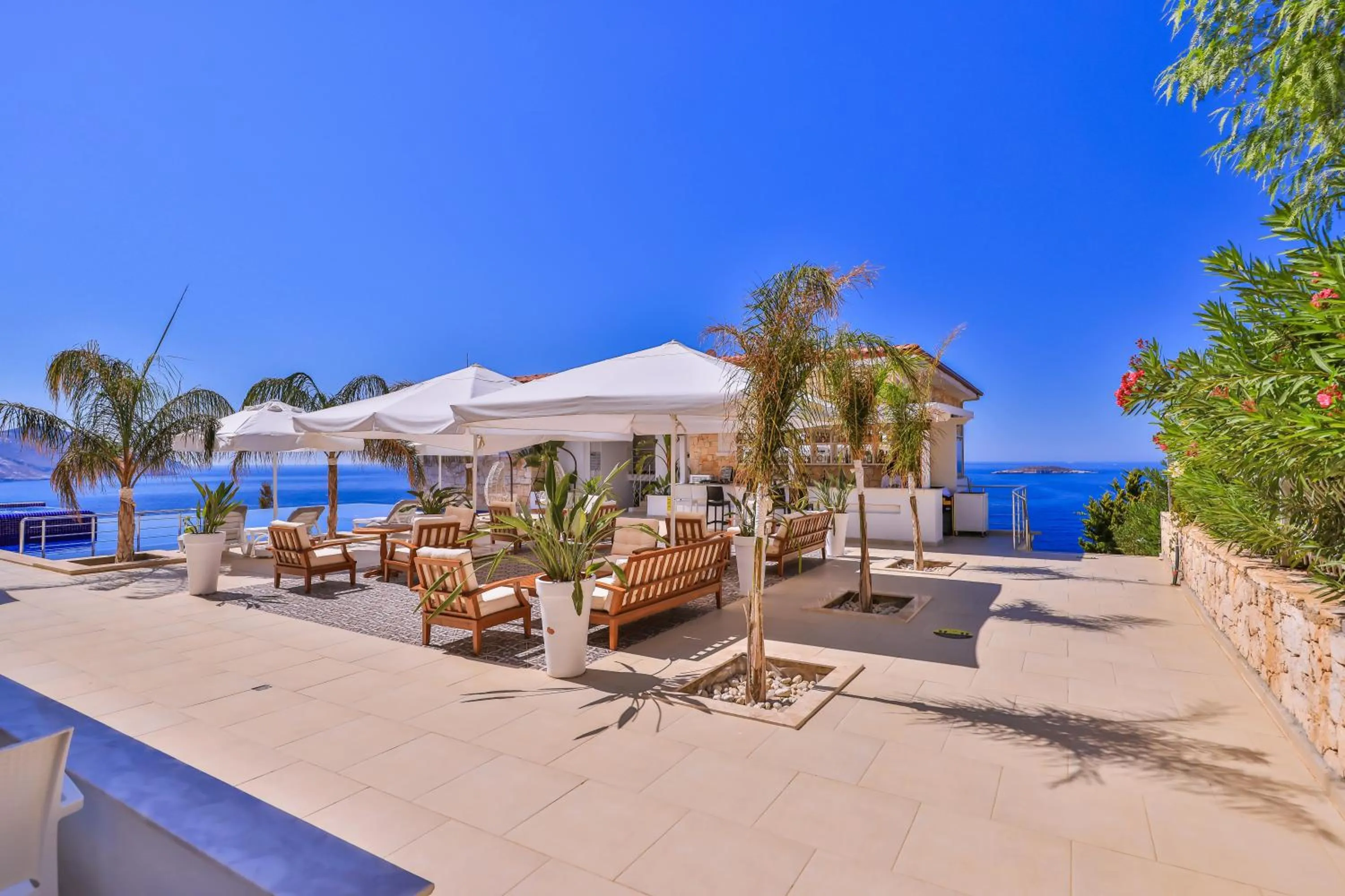 Living room in La Kumsal Hotel