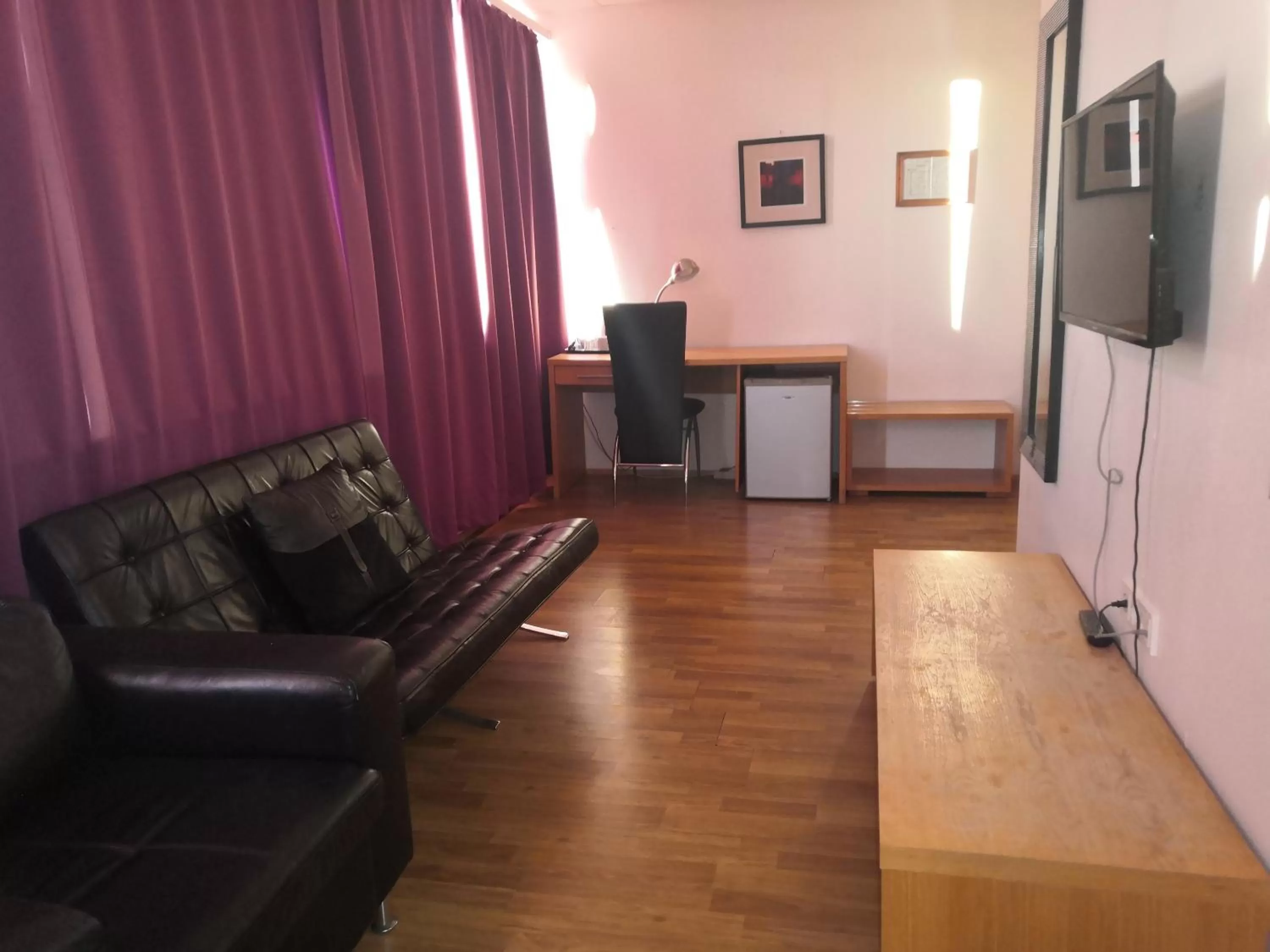 Living room in 101 Guesthouse Hotel