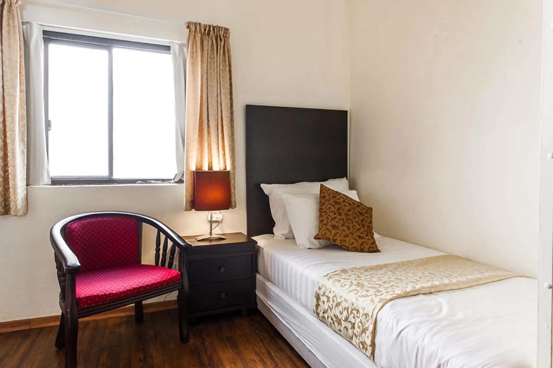 Bed in A Little House In Rechavia