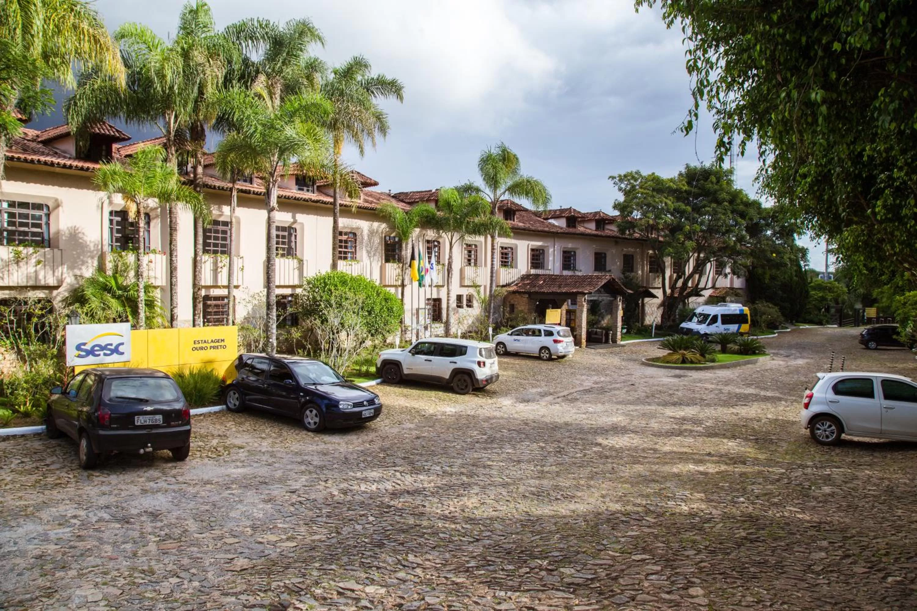 Facade/entrance, Property Building in SESC OURO PRETO
