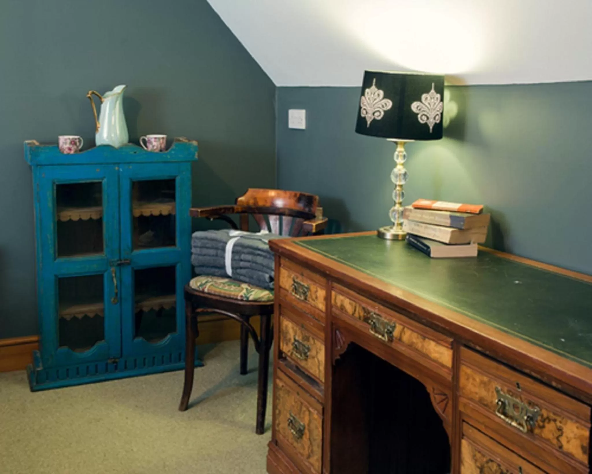 Decorative detail in The Compasses Inn