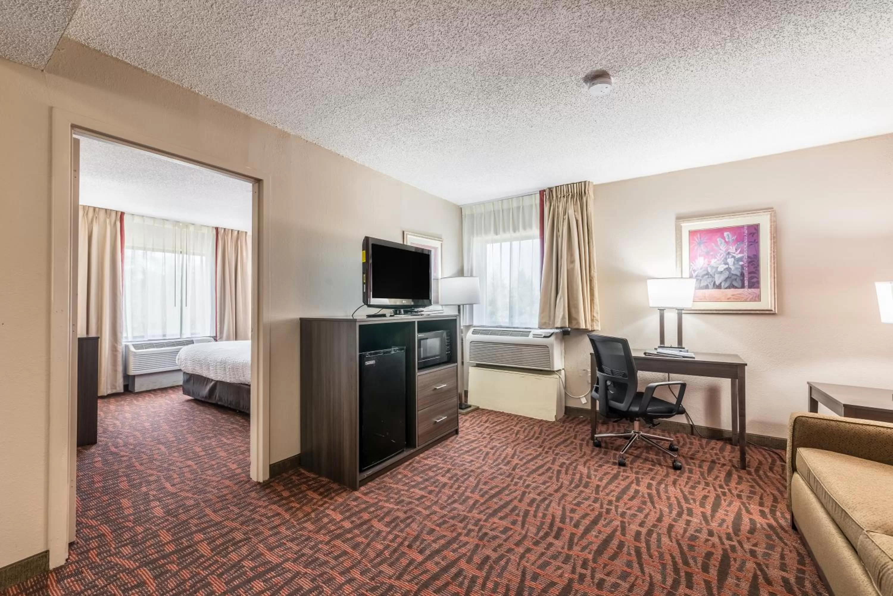 Lake Norman Inn and Suites