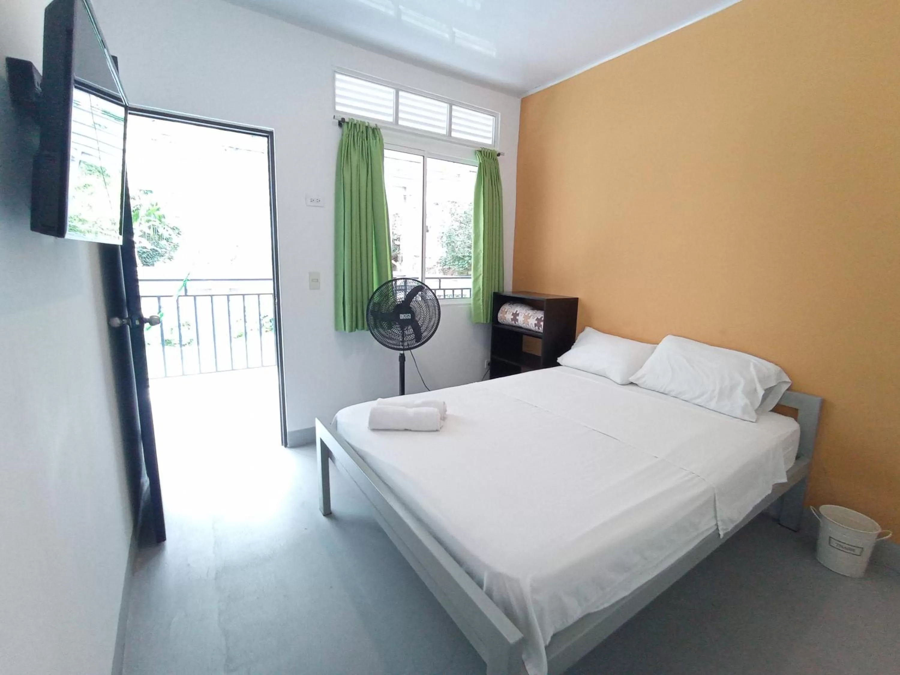 Photo of the whole room, Bed in Rio Escondido