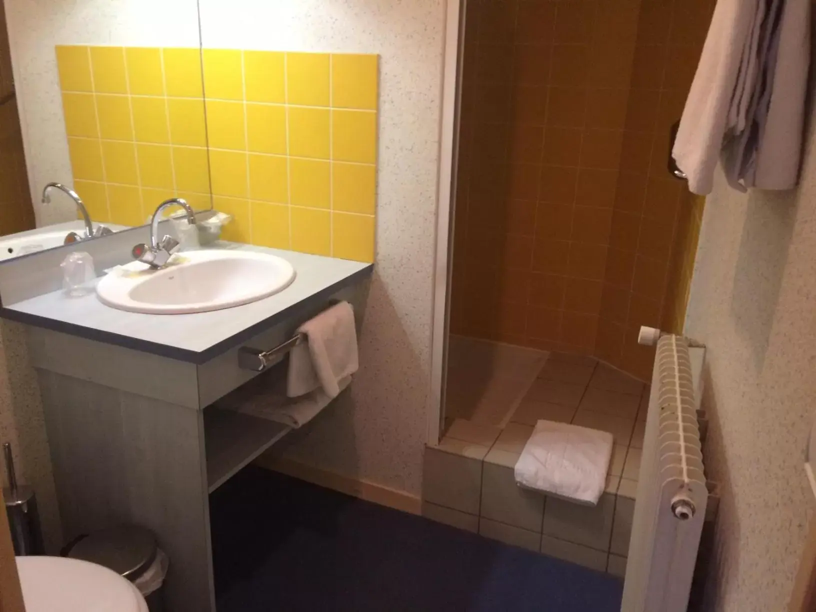 Standard Single Room in Le CESAR HOTEL Standard Single Room in Le CESAR HOTEL