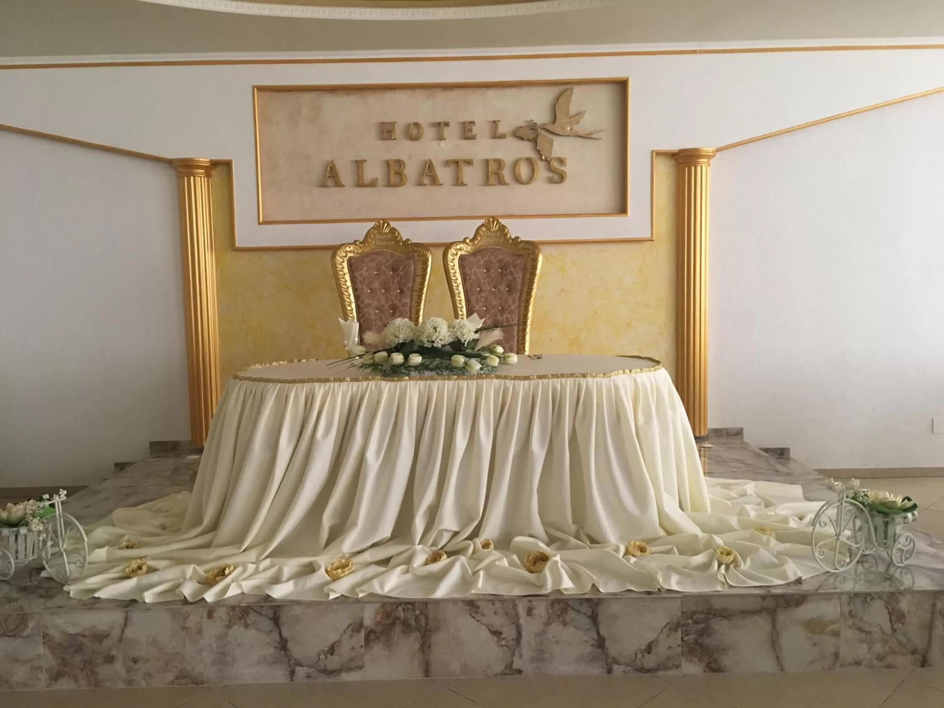 Evening entertainment, Banquet Facilities in Hotel Albatros
