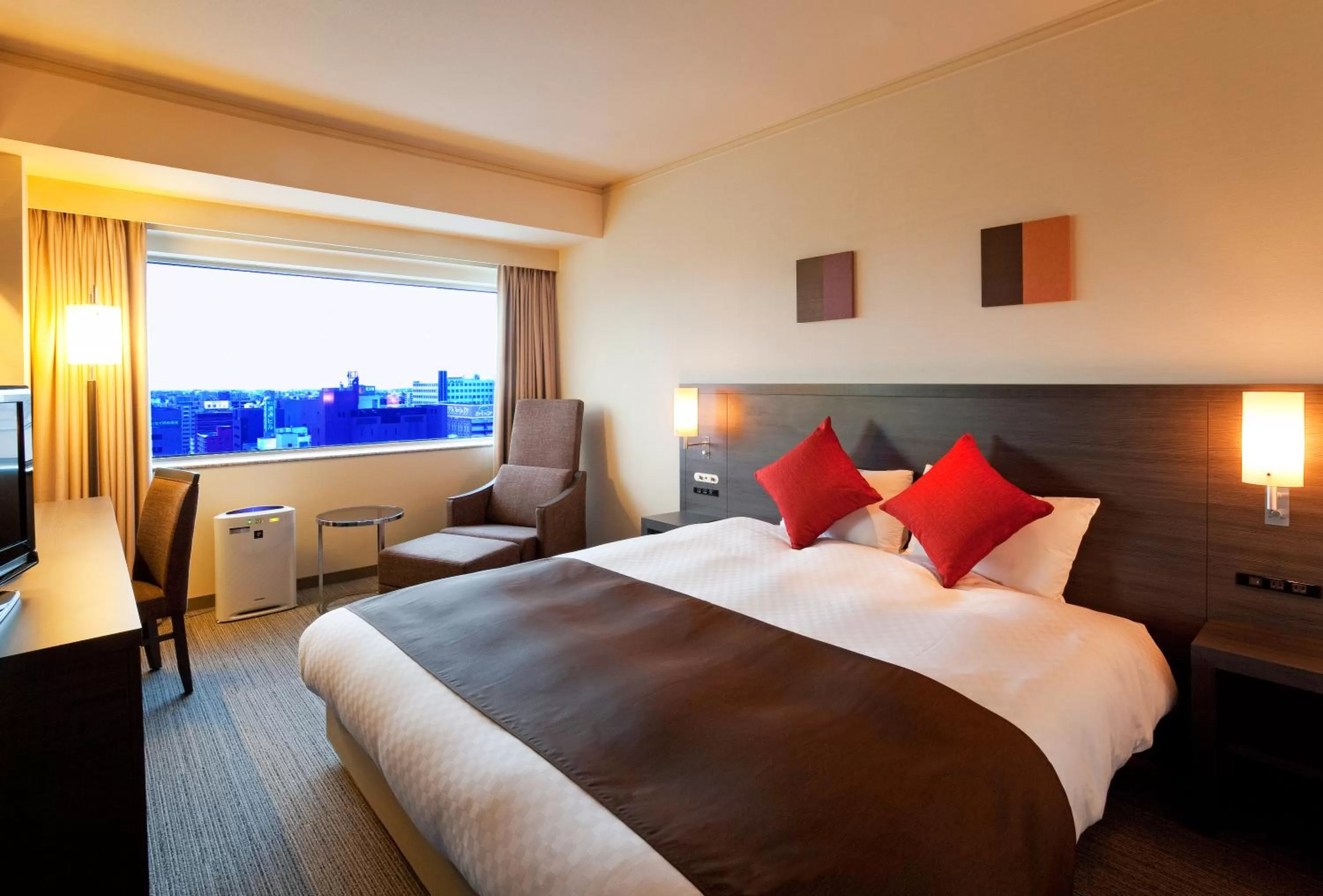 Bed in Century Royal Hotel Sapporo