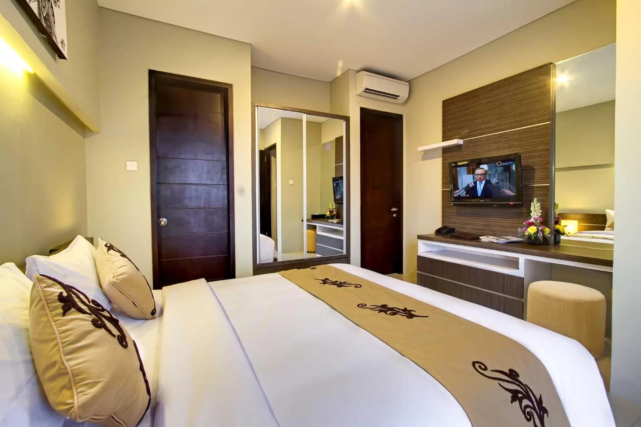 TV and multimedia, Bed in ABISHA Resort Jimbaran