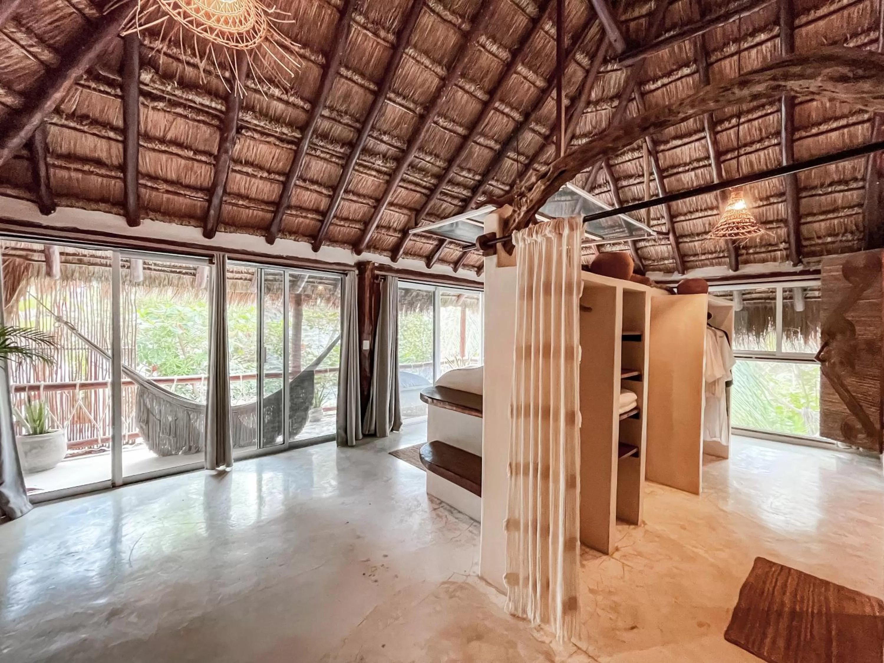 Photo of the whole room in Amansala Resort