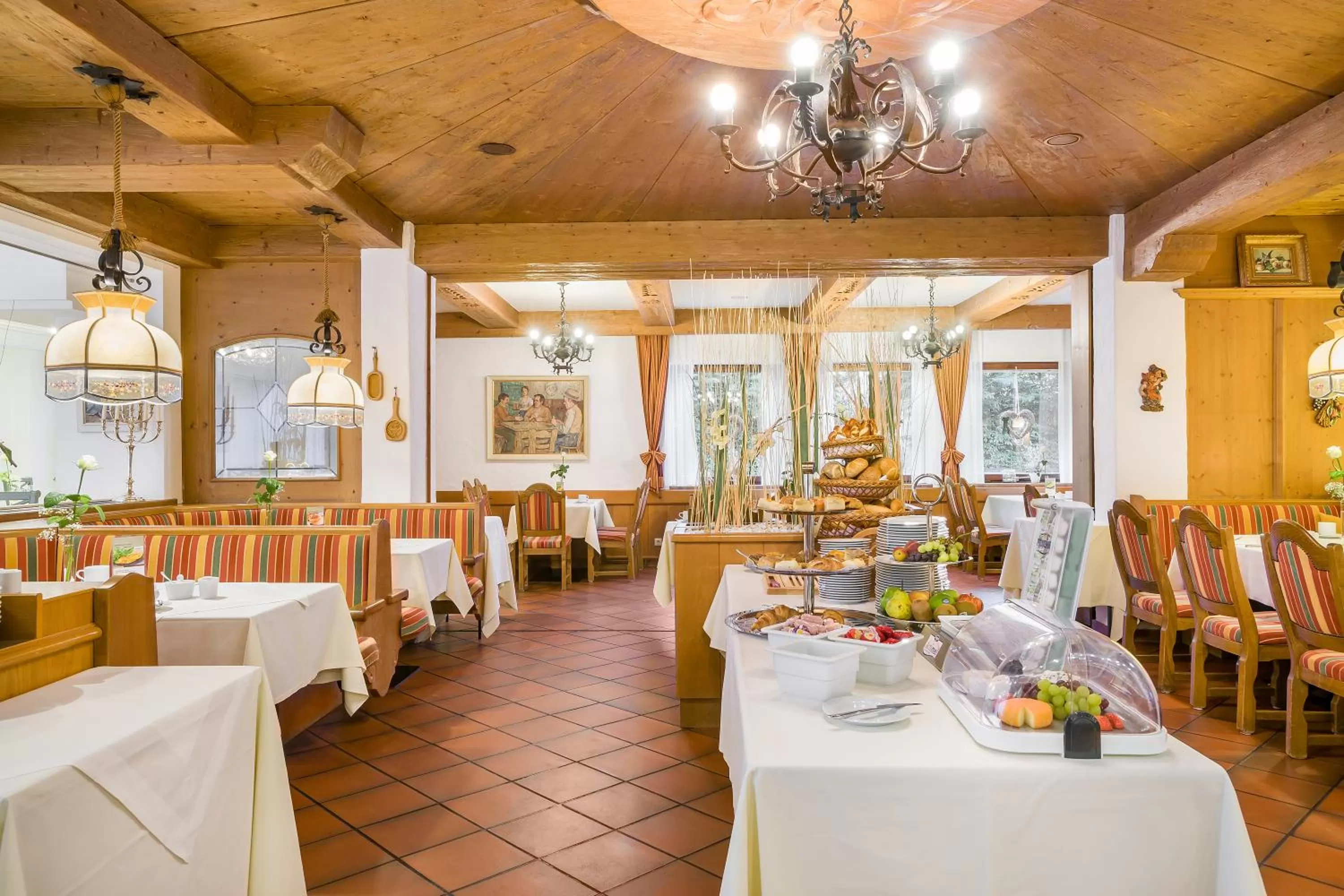 Buffet breakfast in Mercure Hotel Ingolstadt