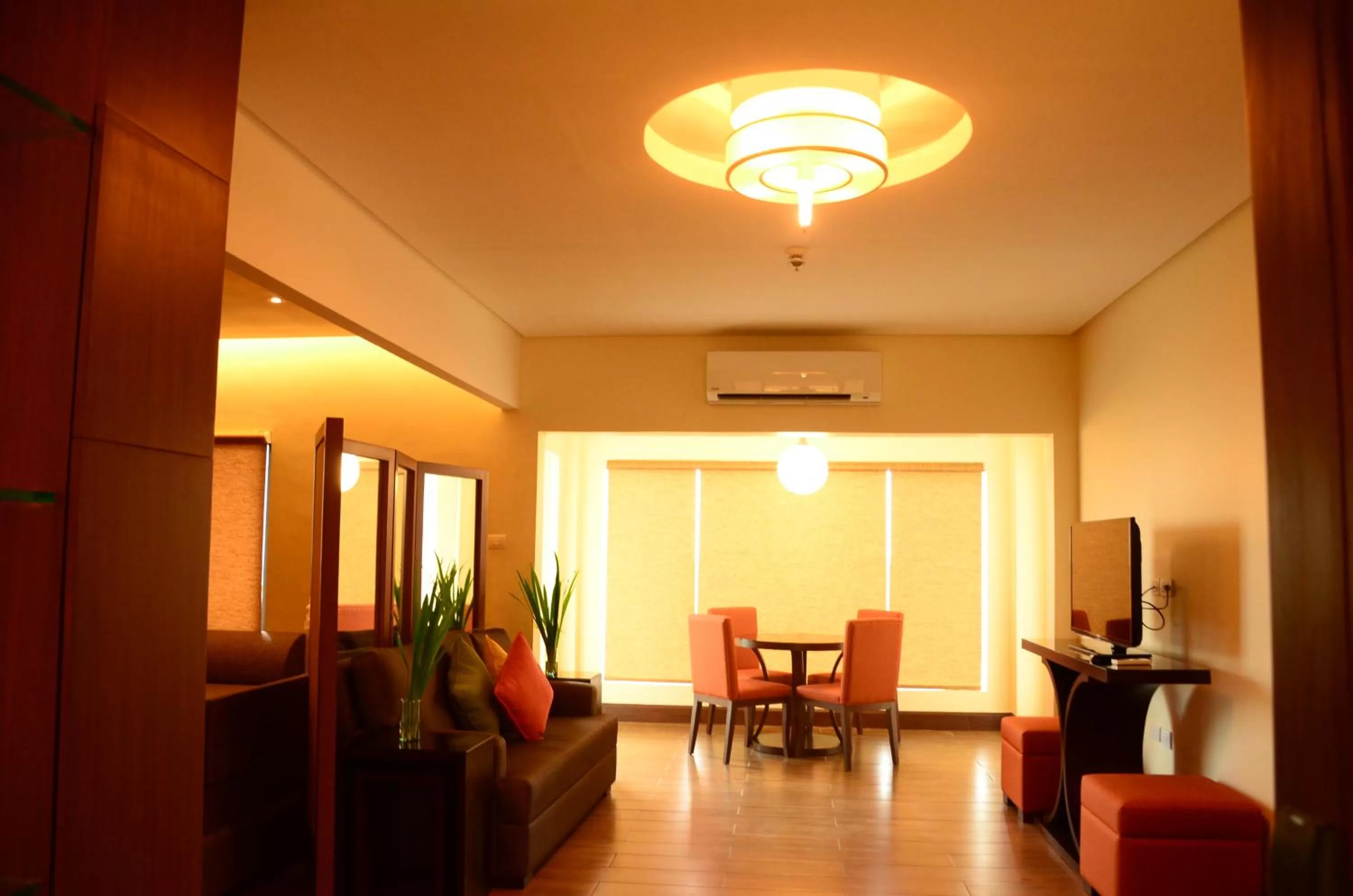 Living room in Hotel Monticello Tagaytay