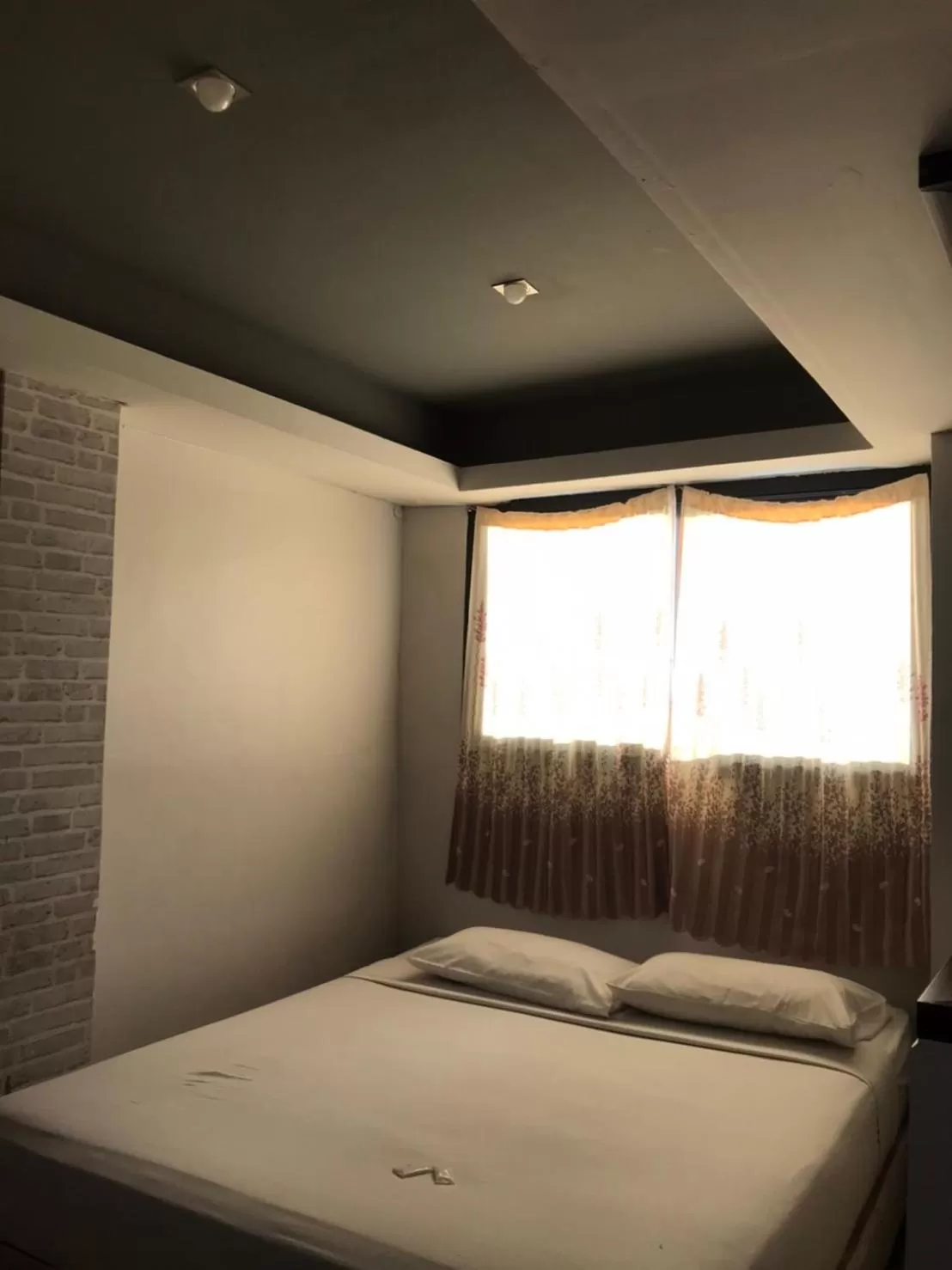 Bed in Rod Fai Fah Apartment