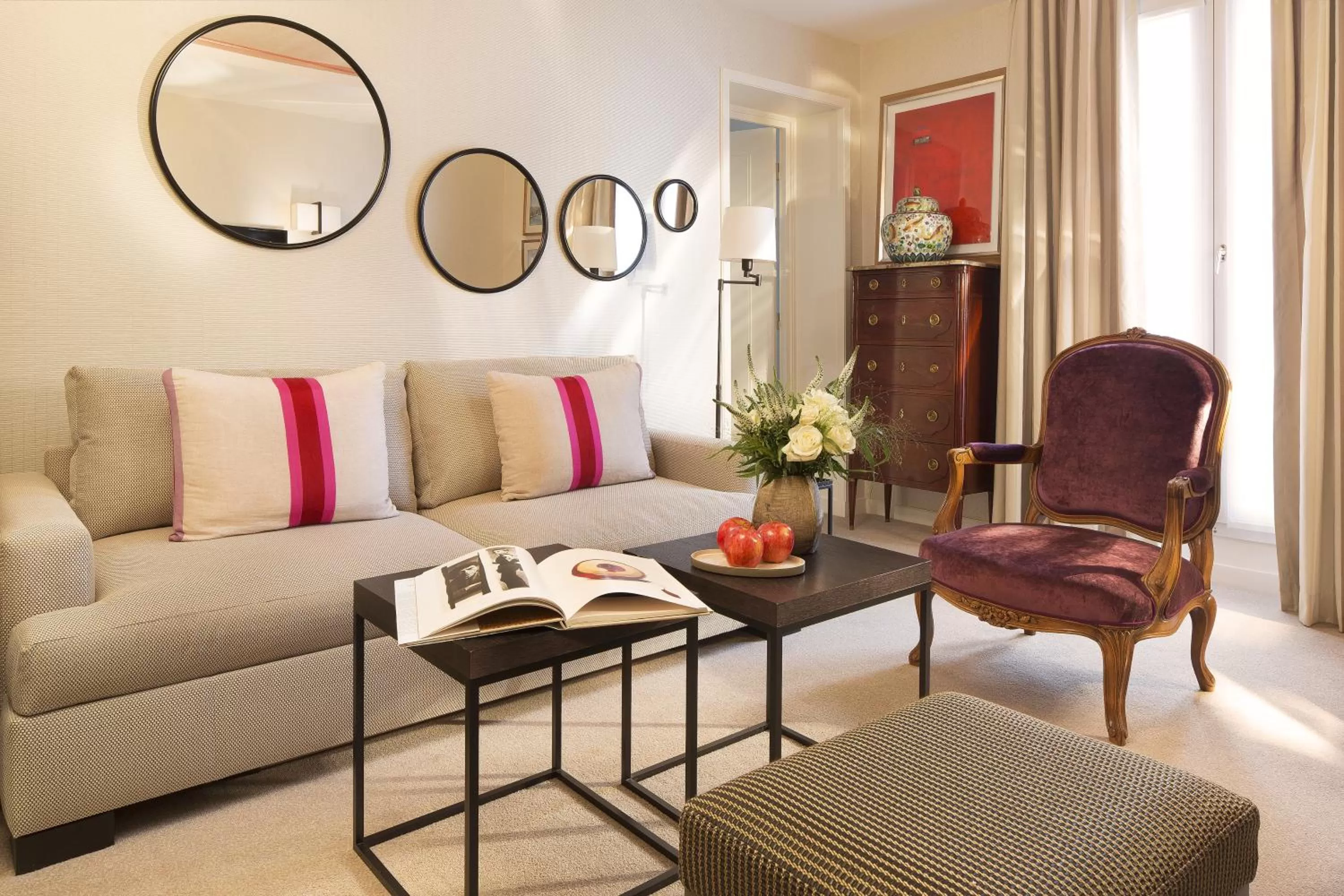 Seating area in Balmoral Champs Elysées