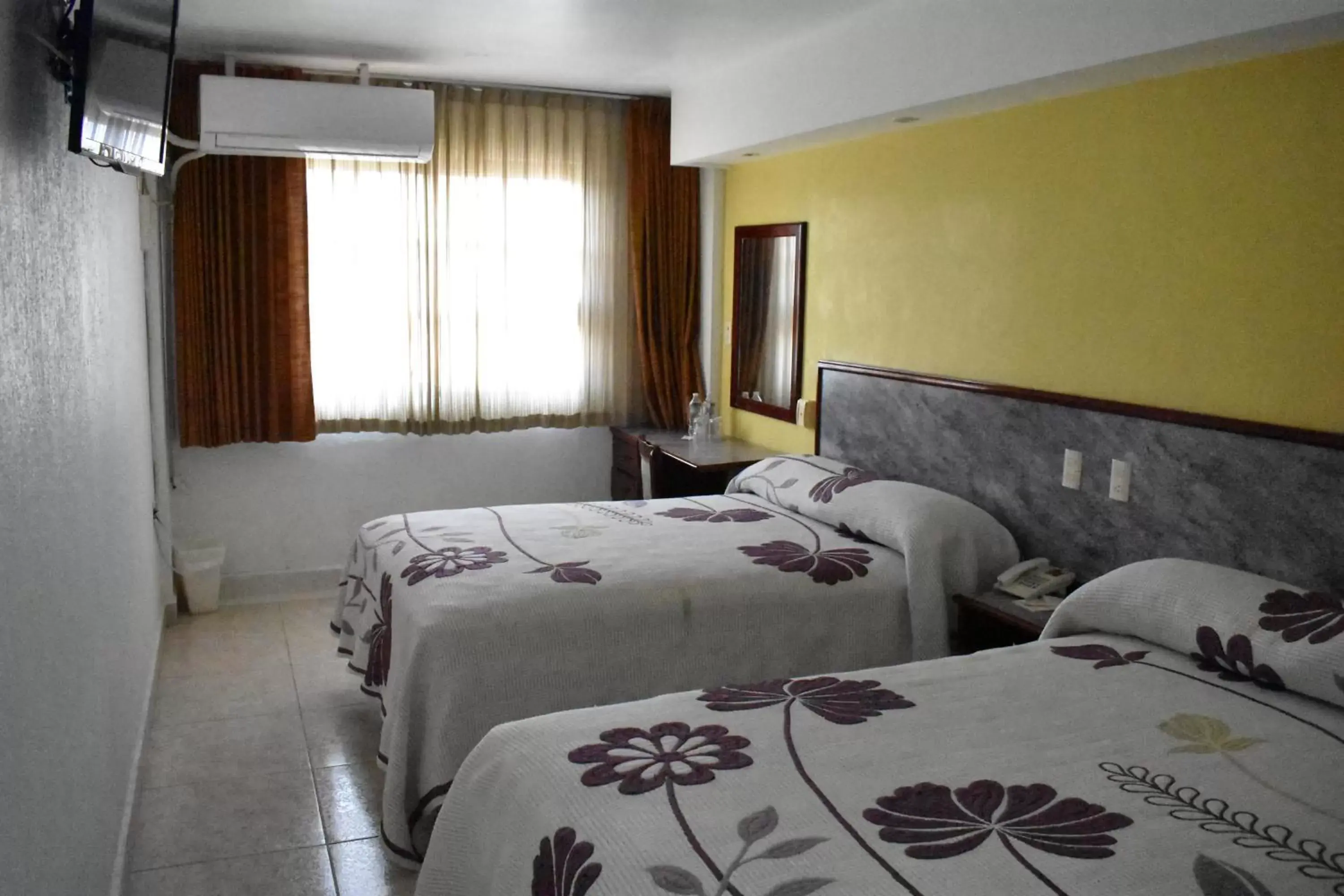 Double Room with Two Double Beds in Hotel Baluarte Double Room with Two Double Beds in Hotel Baluarte
