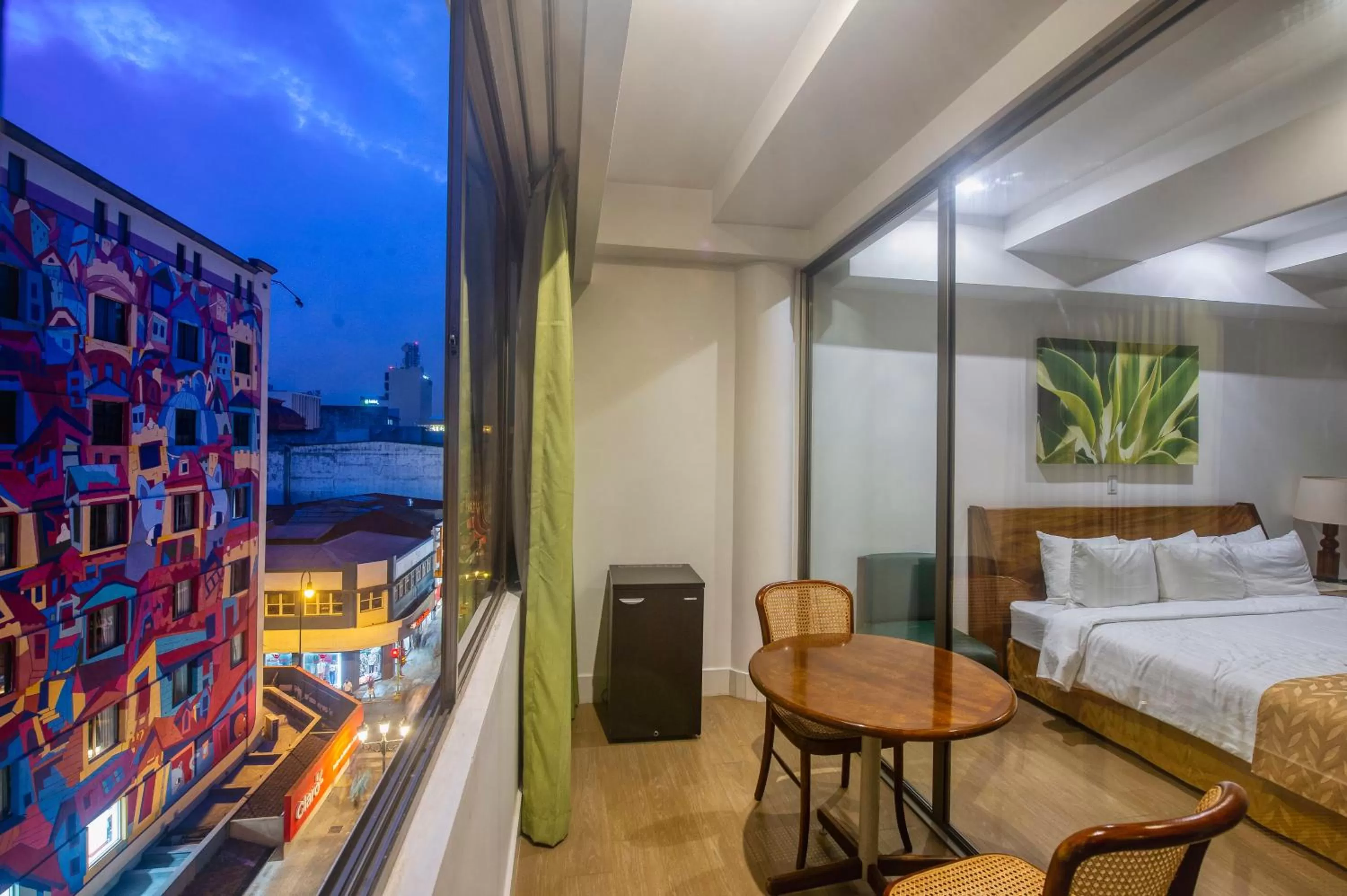Balcony/Terrace, Bed in Balmoral Hotel San José CR, Historic District