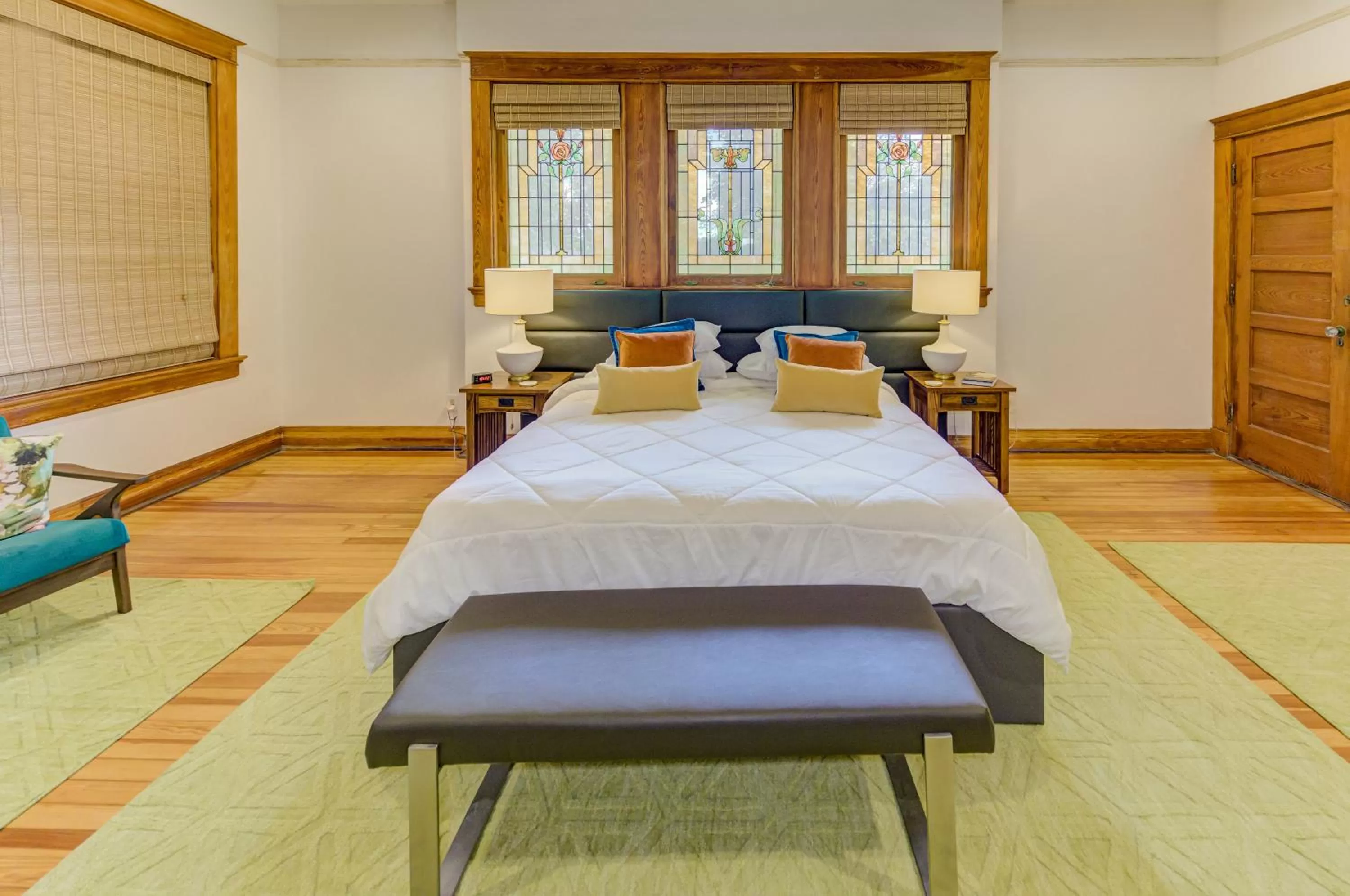 Bed in Oak Hall Bed and Breakfast