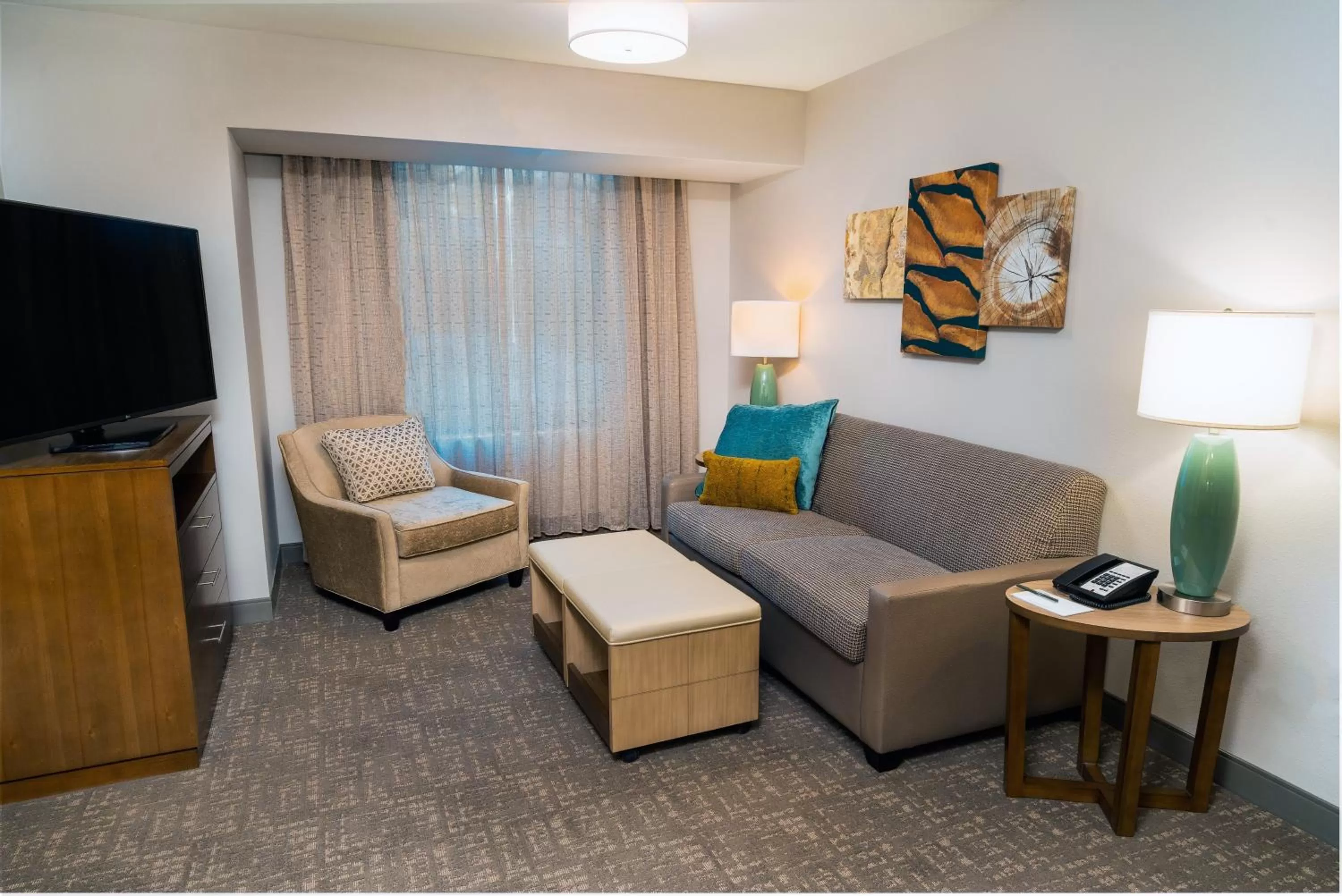 Photo of the whole room in Staybridge Suites Coeur d'Alene by IHG