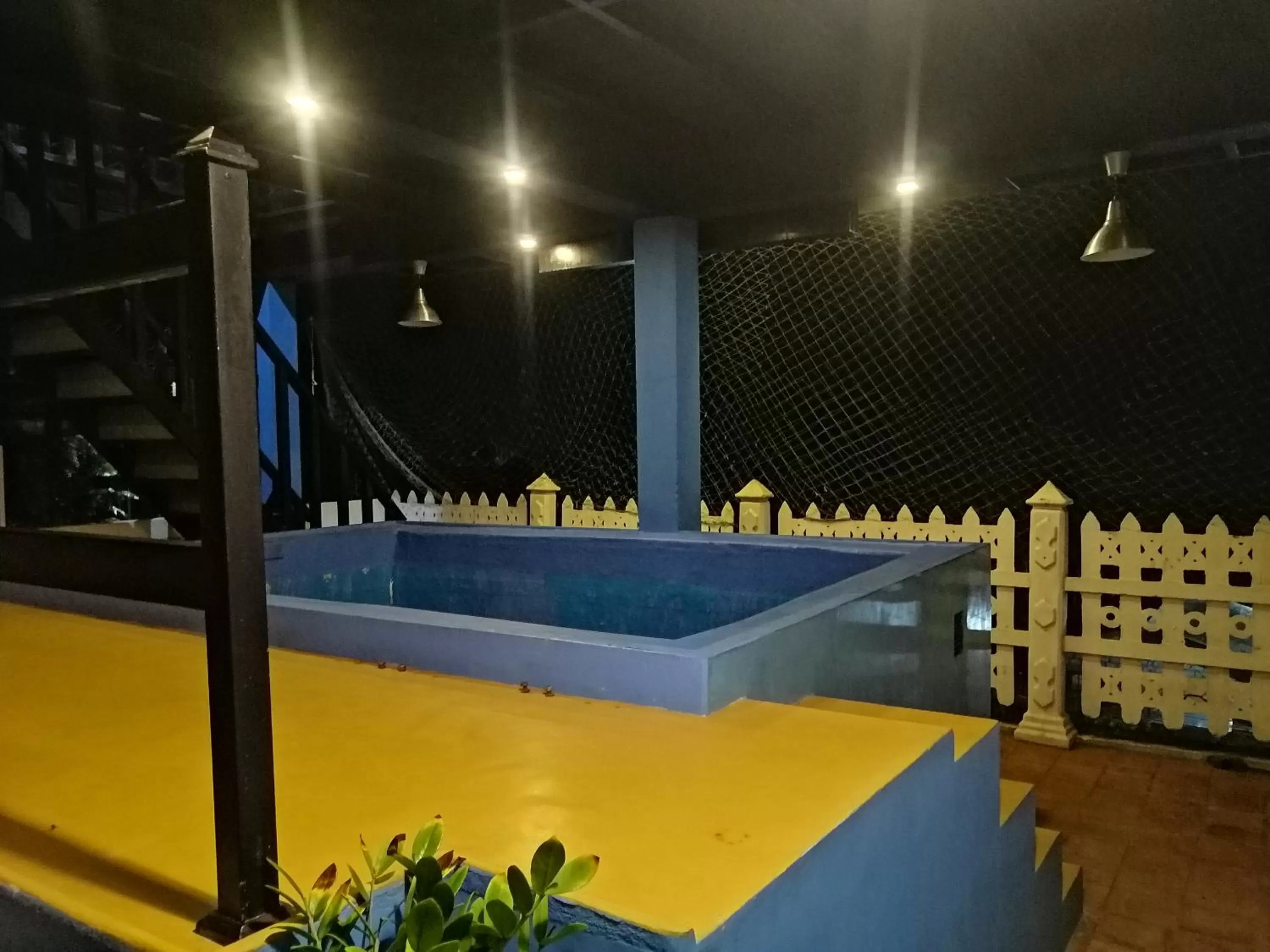 Le Petit Hotel & Restaurant