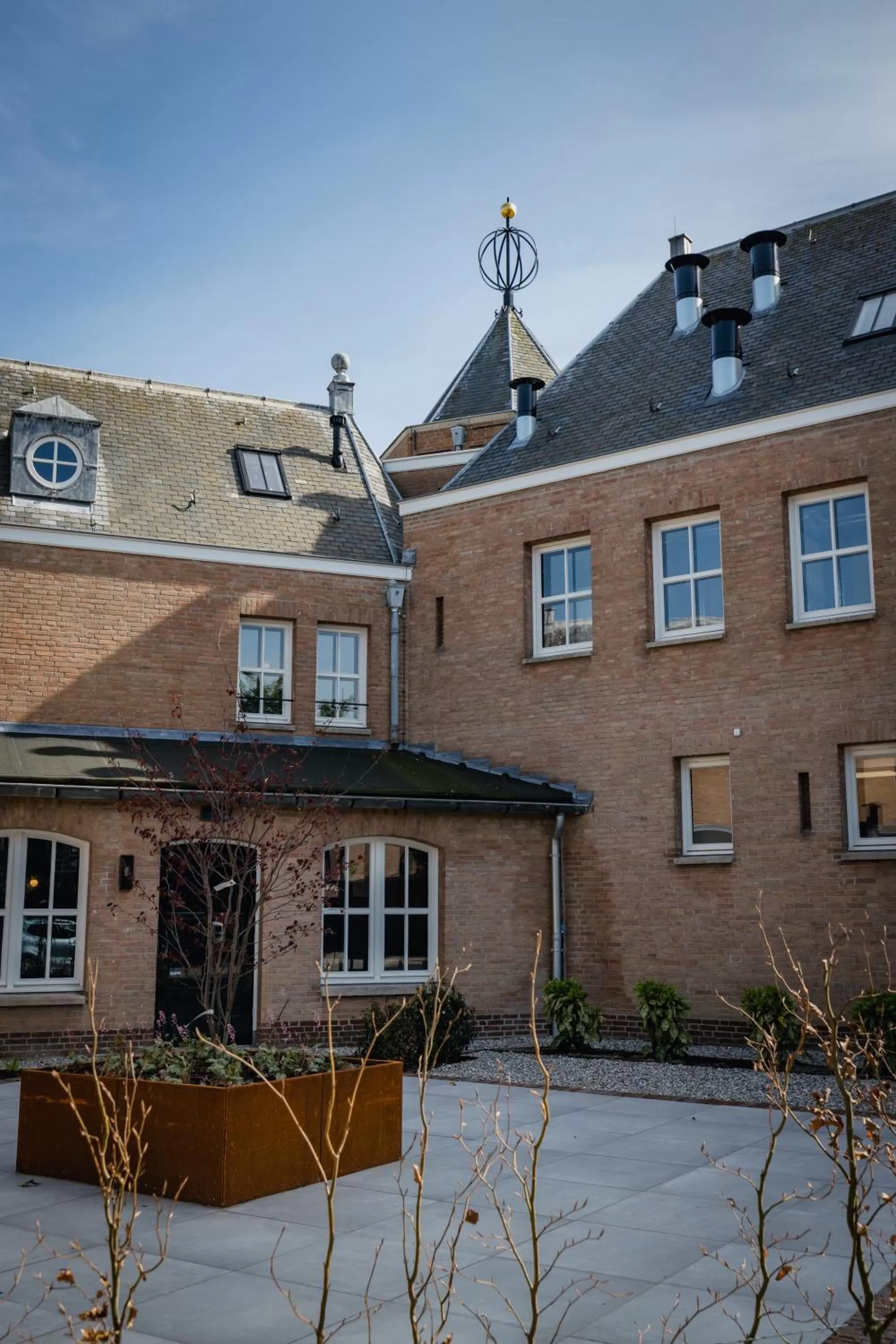 Property building in Hotel St Joris I Kloeg Collection