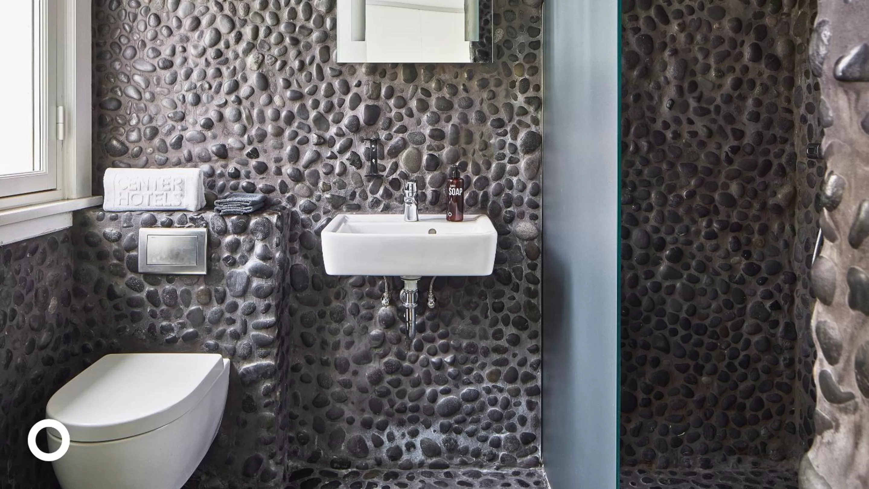 Bathroom in Thingholt Hotel Apartments from Center Hotels