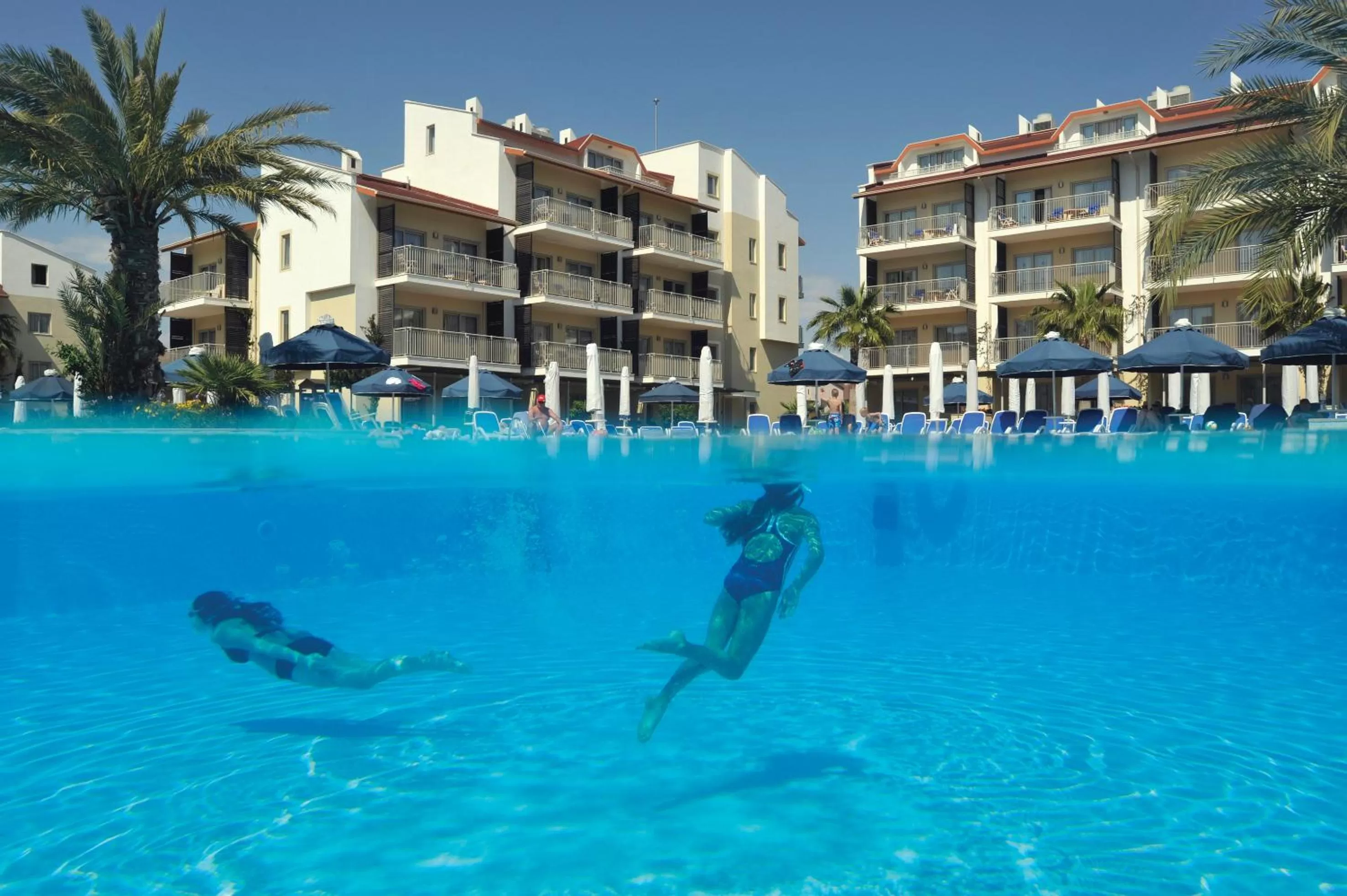 Swimming pool in Barut B Suites