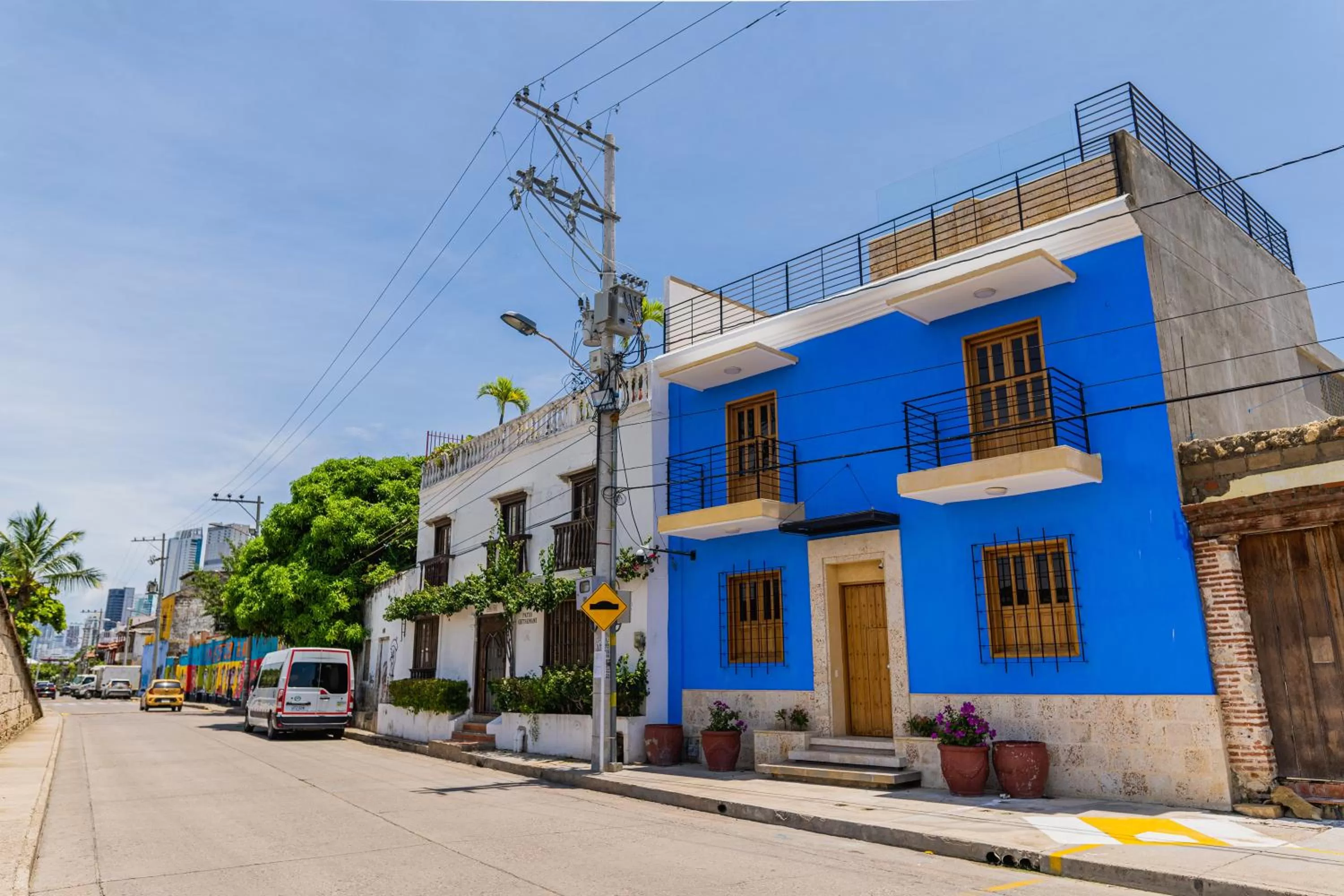 Property building in Del Mar Guest House