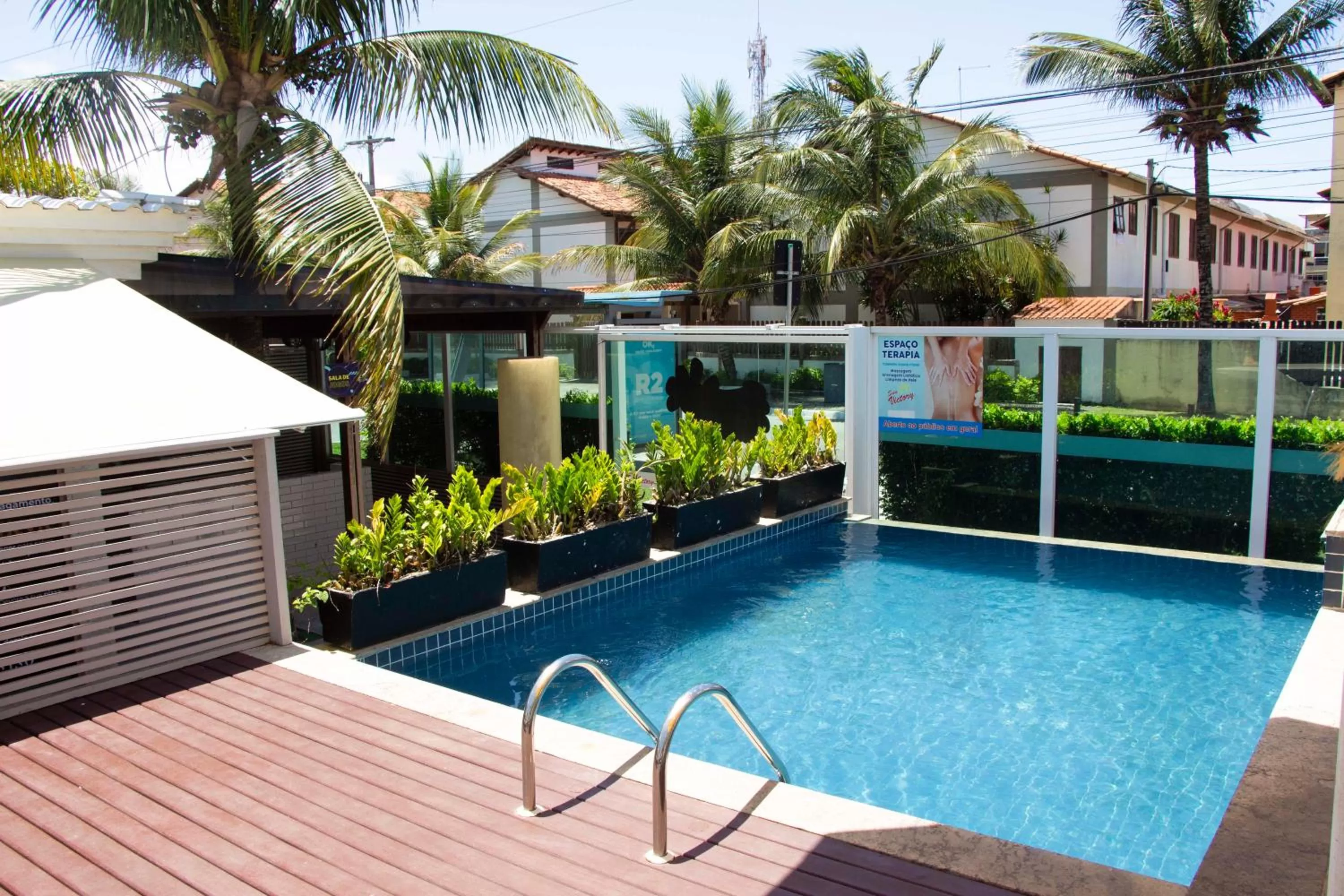 Swimming pool in Pousada SUN Victory