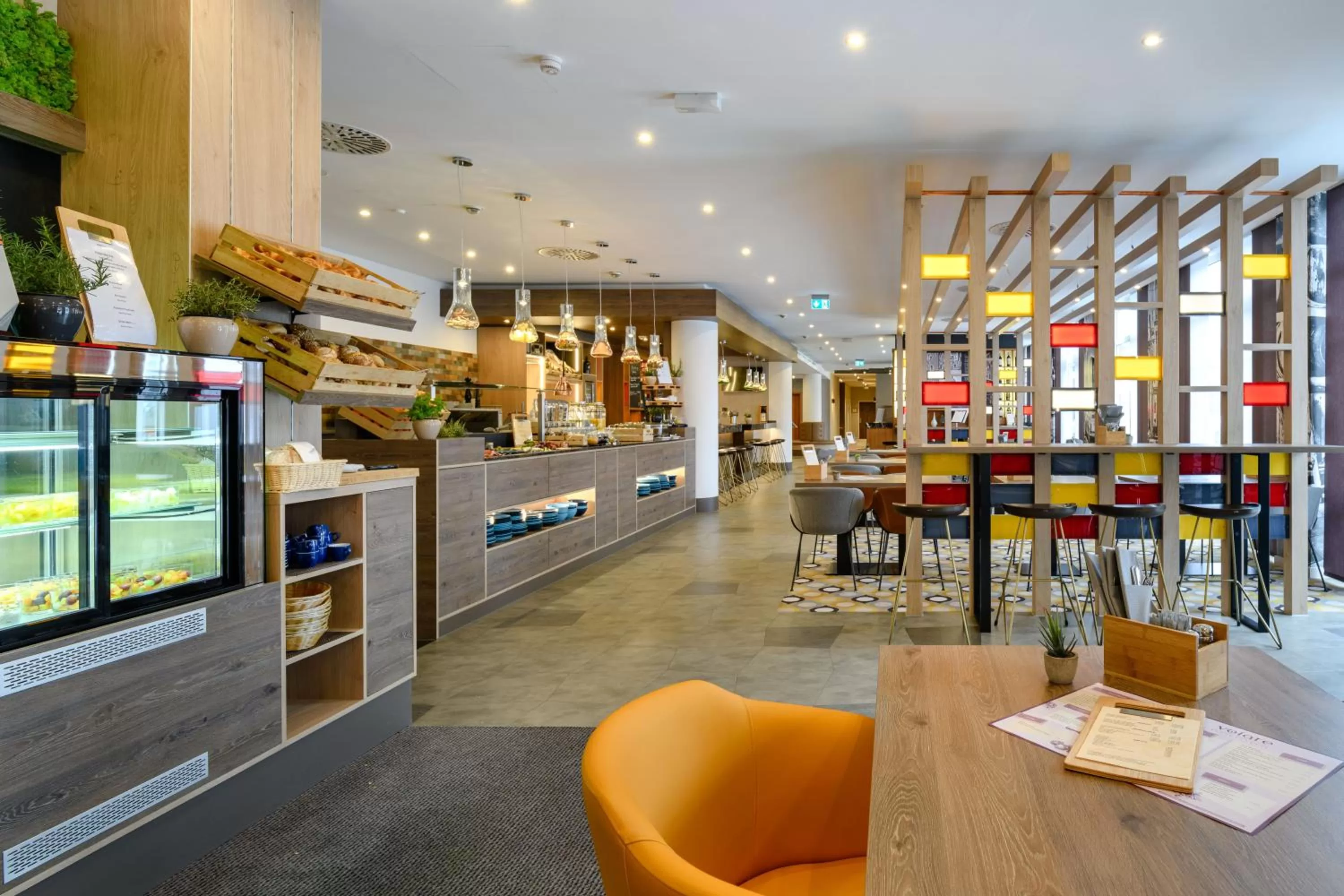 Buffet breakfast in Mercure Hotel Stuttgart Gerlingen