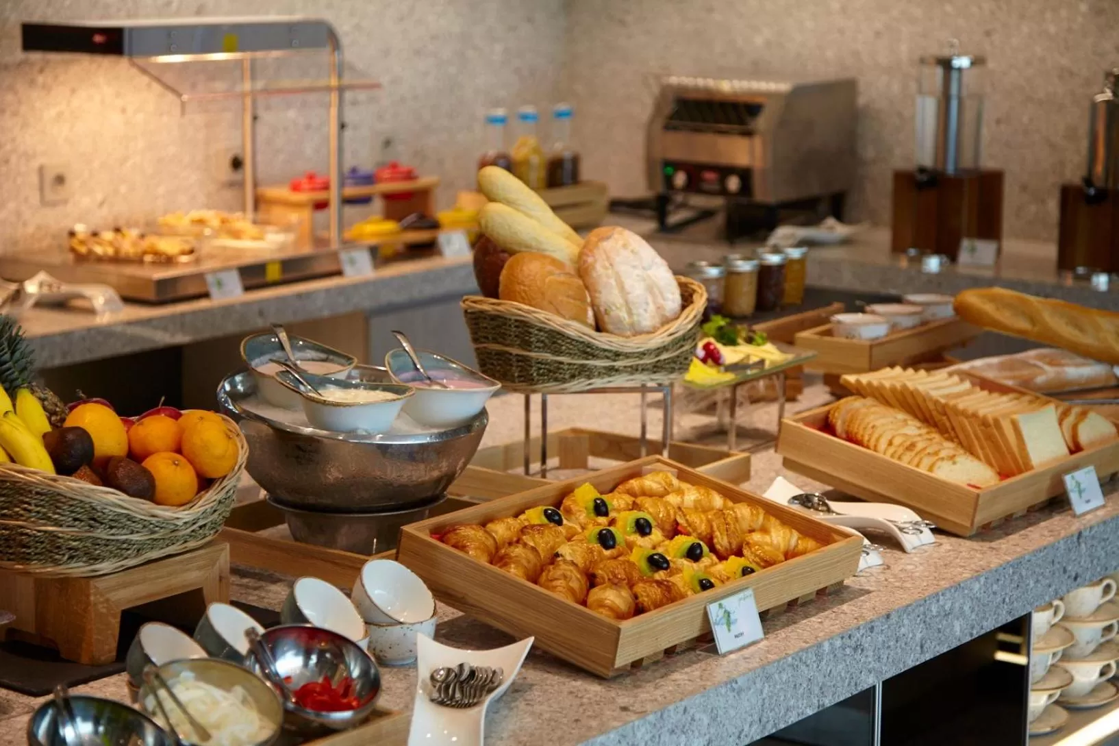 Breakfast in Fraser Place Setiabudi Jakarta