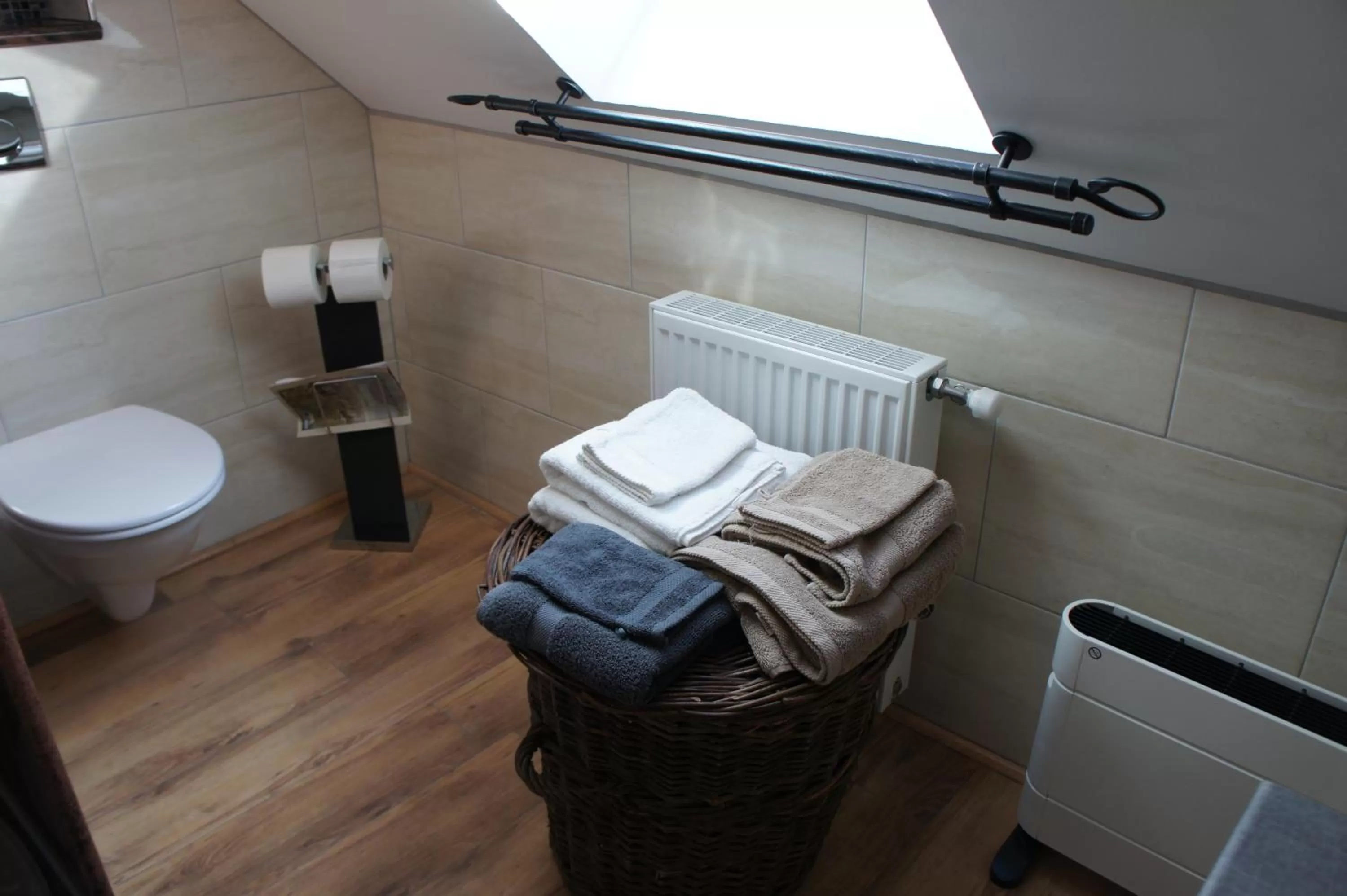 Toilet in Aux Logis de la Solre