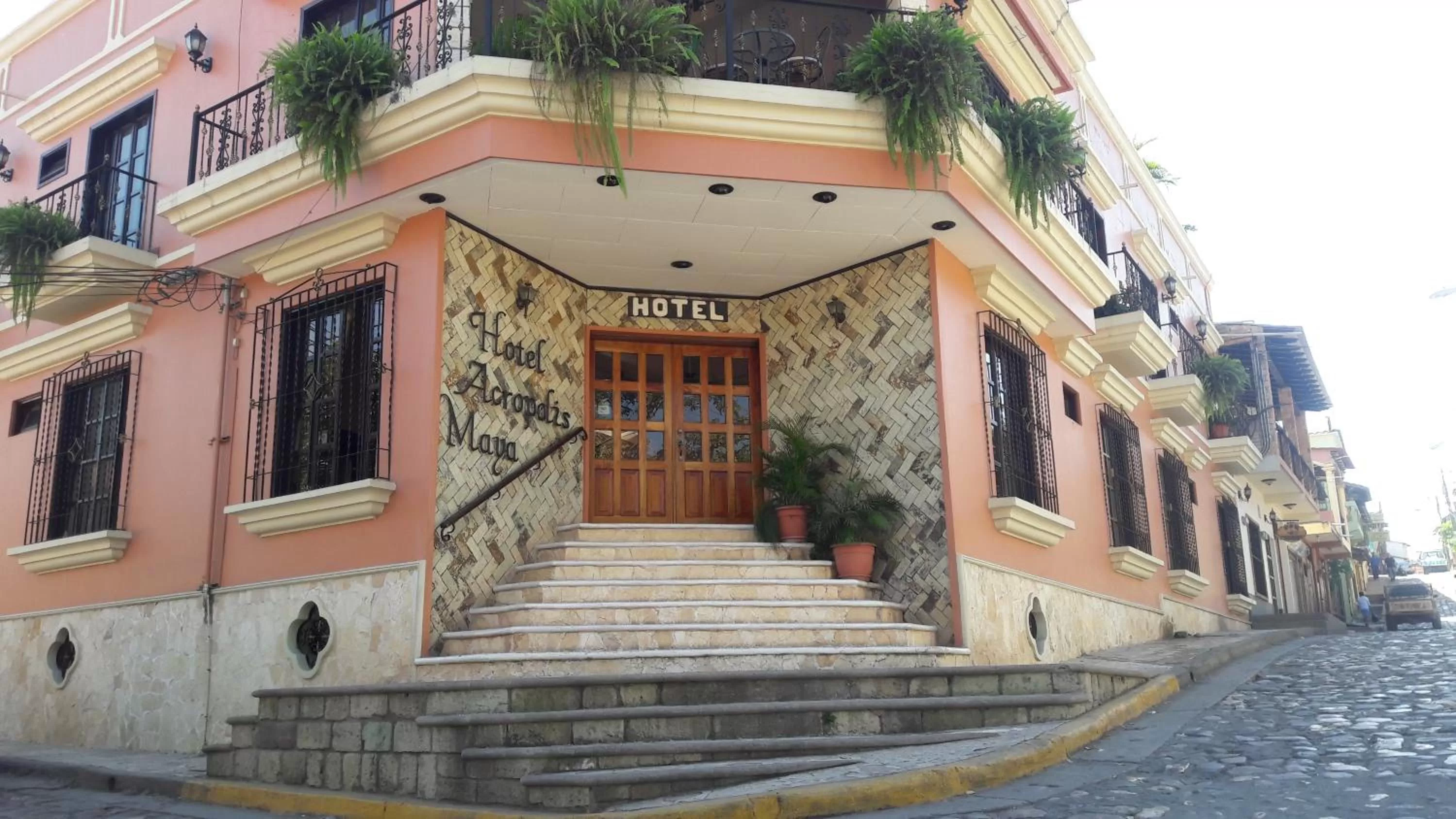 Property building in Hotel Acropolis Maya