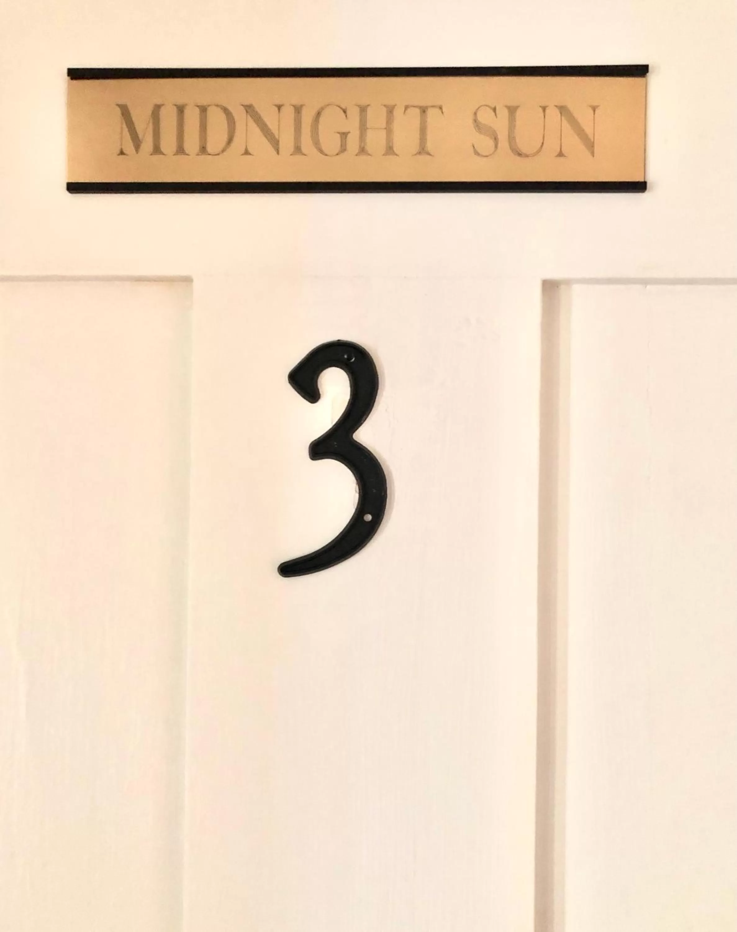 Guests in Belmont Inn