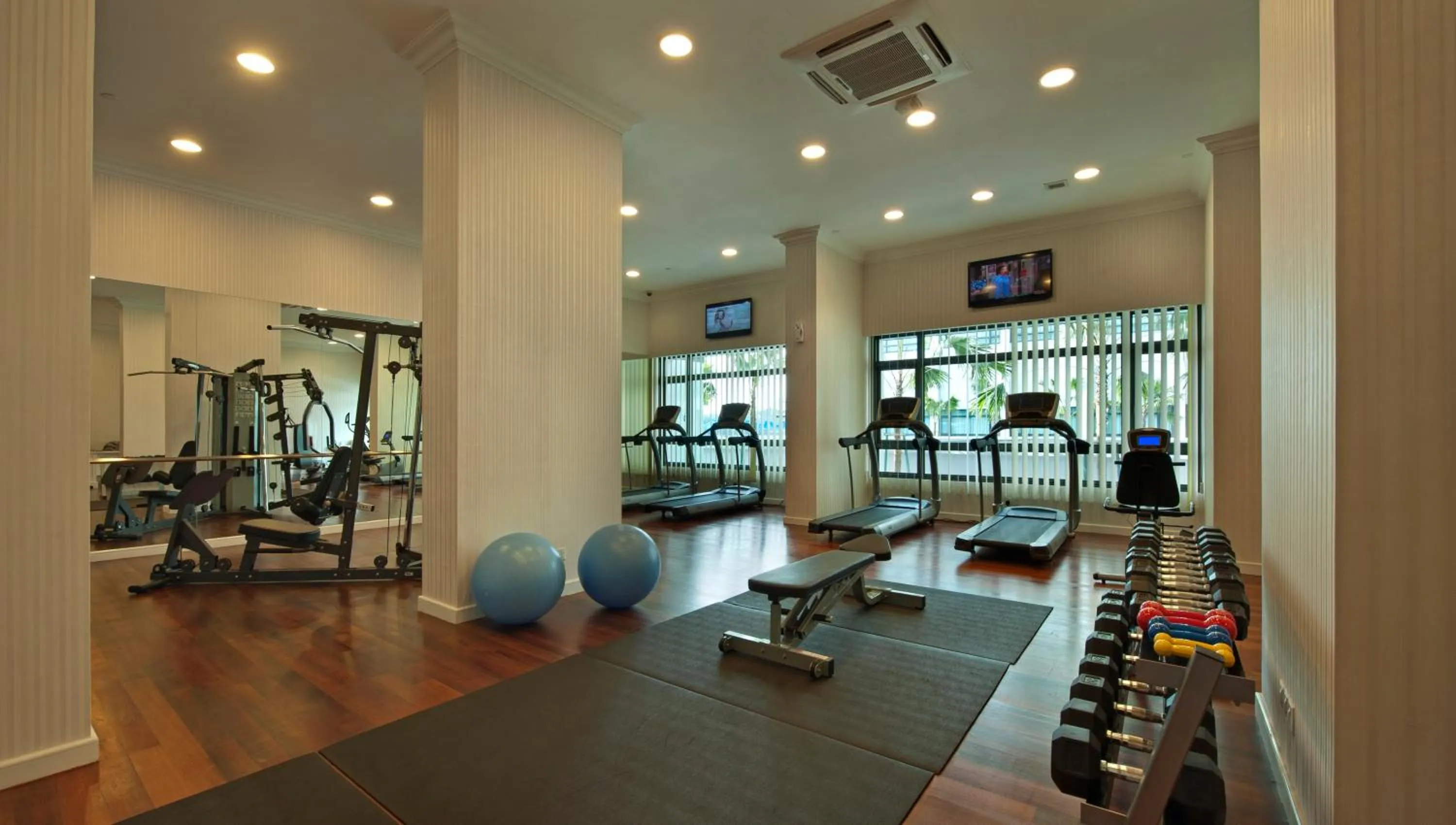 Fitness centre/facilities in Royale Chulan Damansara