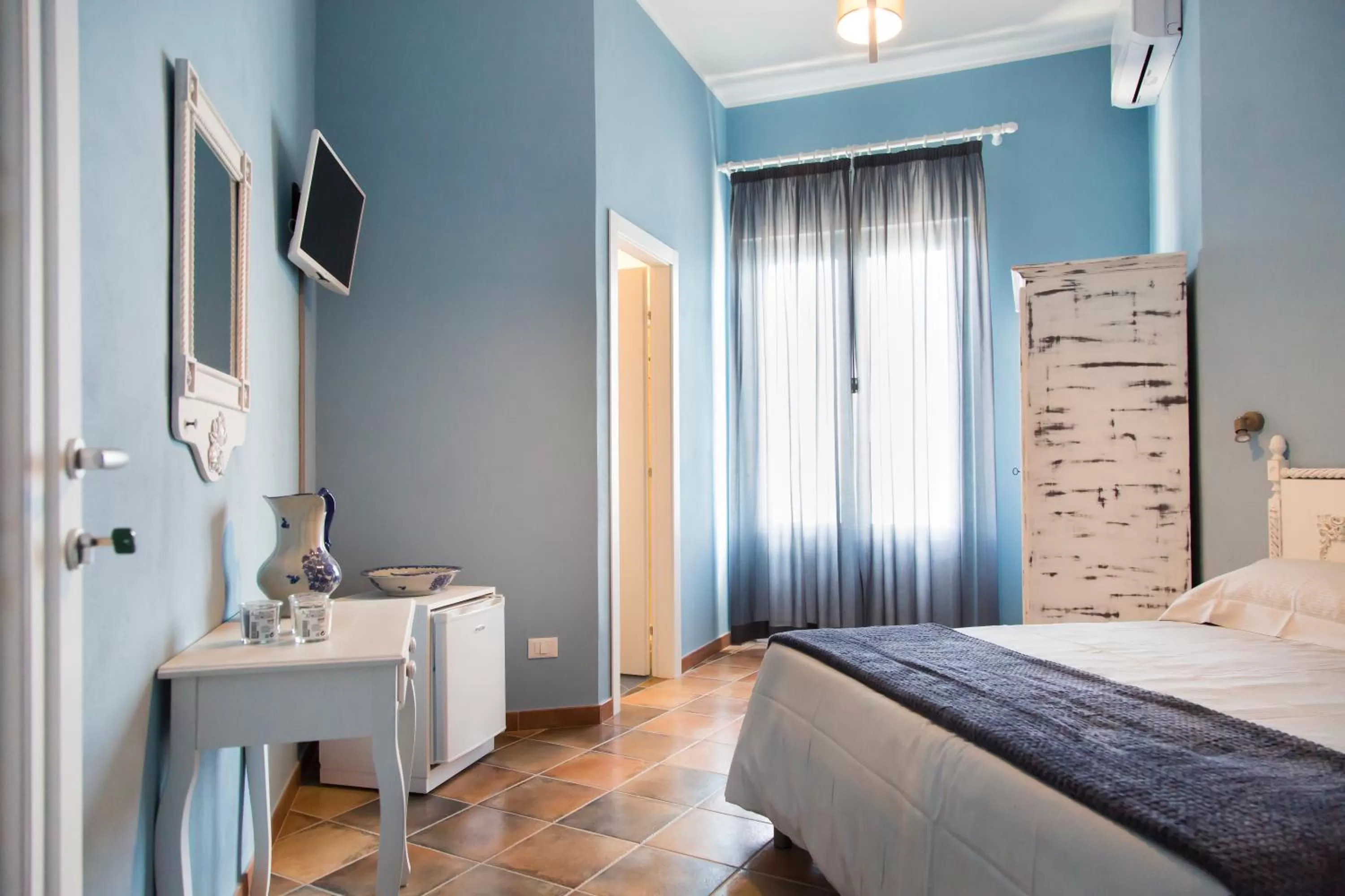 Photo of the whole room in Nereidi