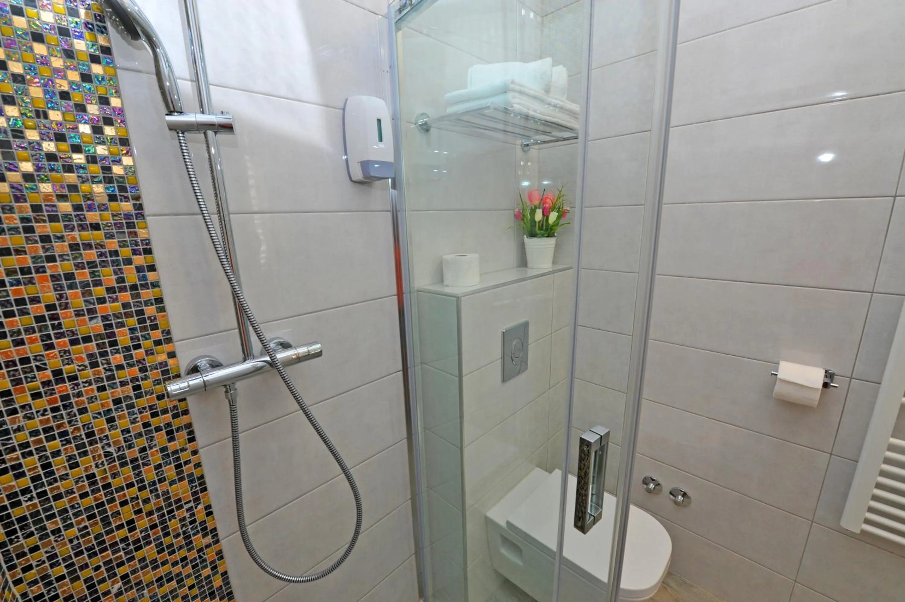 Bathroom in Luxury Rooms Nirvana