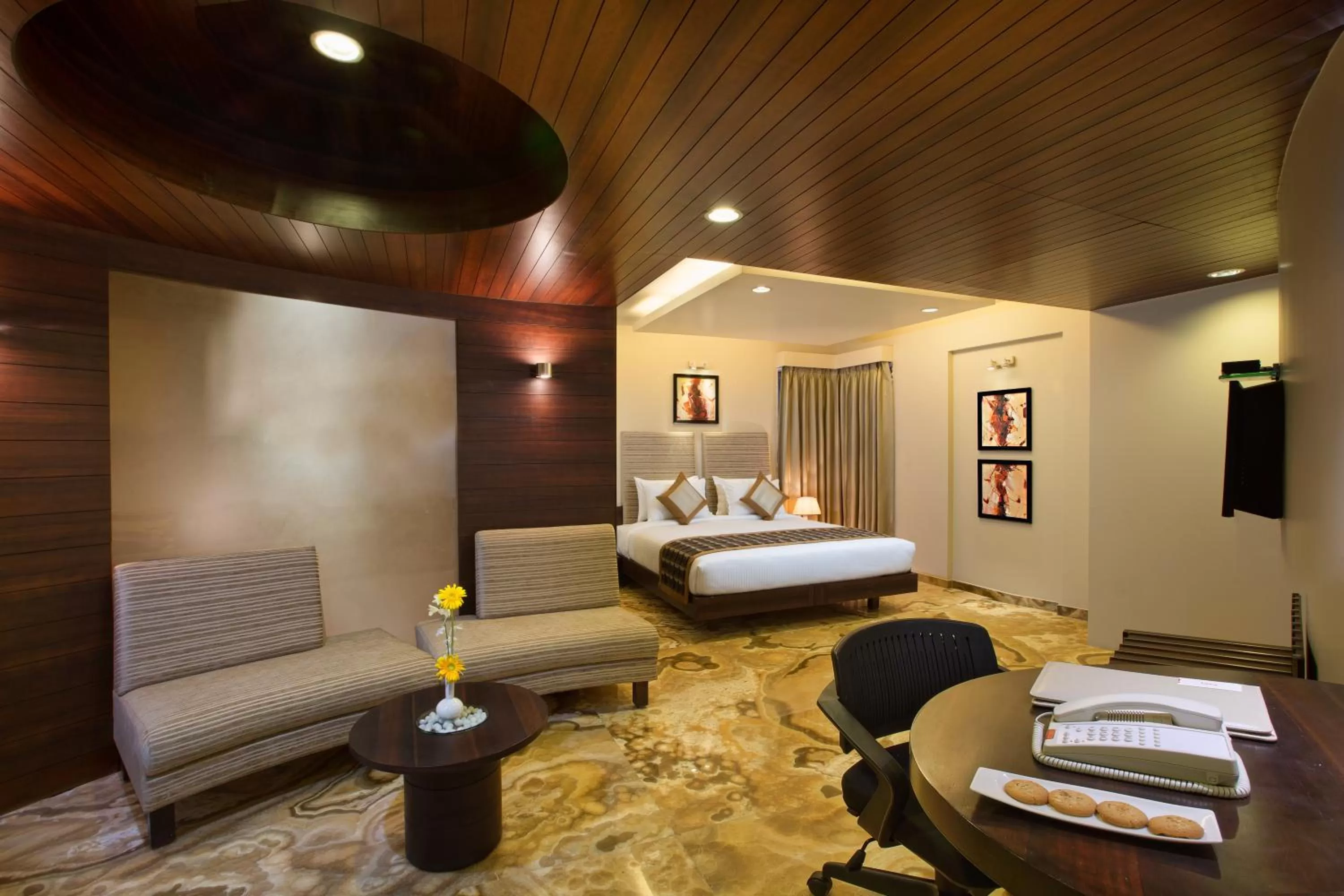 Photo of the whole room, Bed in Bizz The Hotel