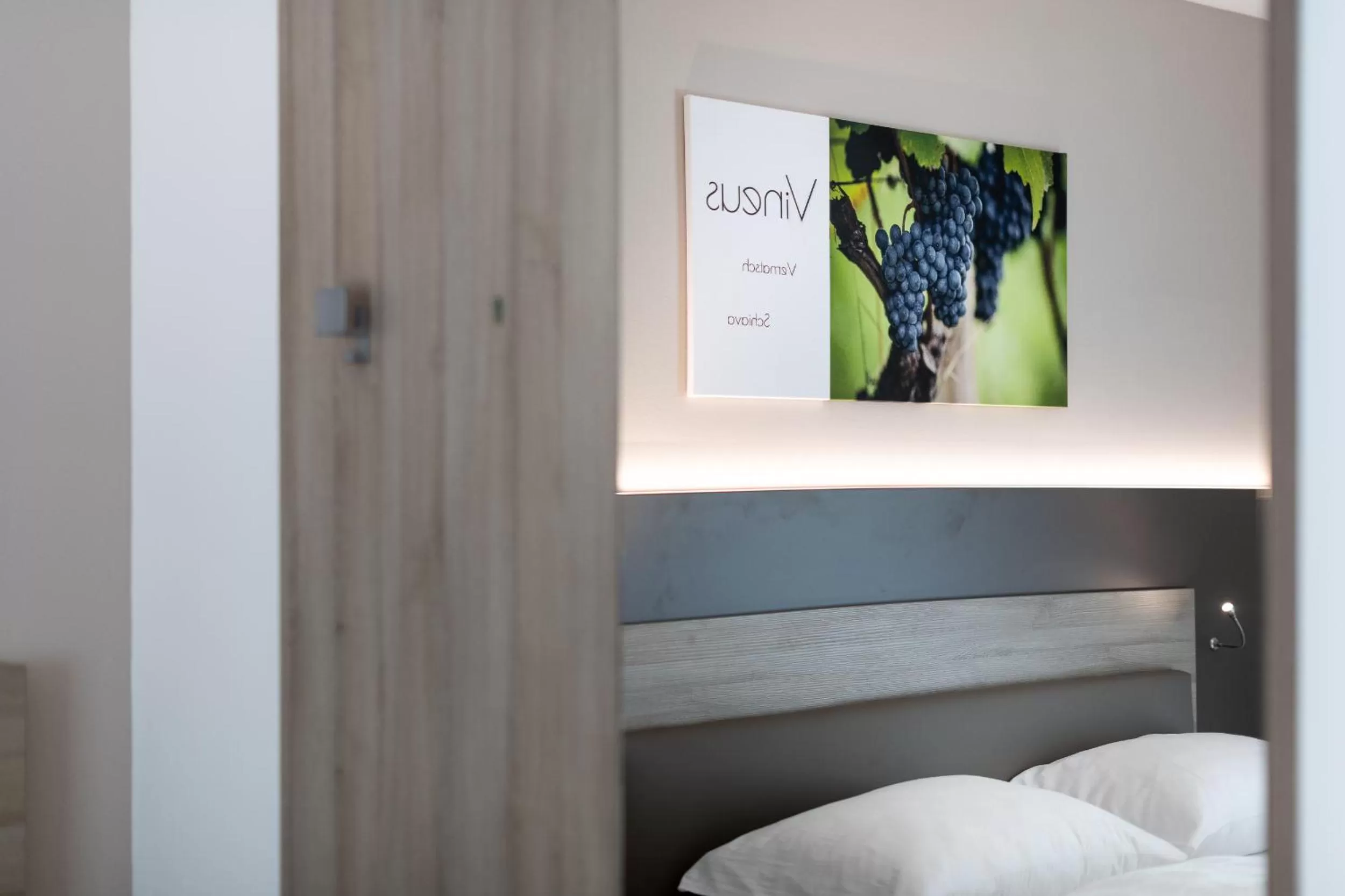 Photo of the whole room, Bed in Residence Garni Hotel Vineus