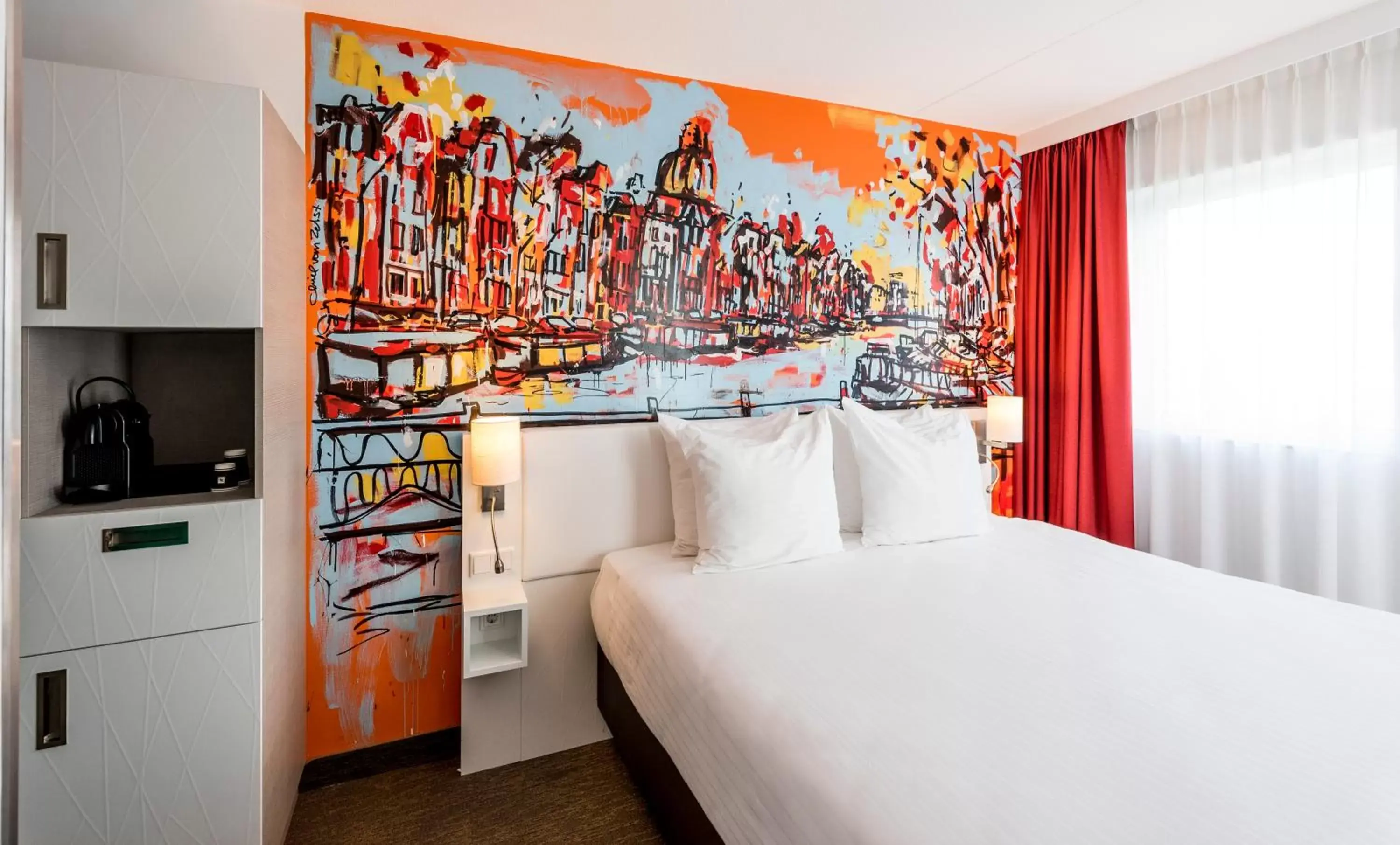 Double Room with Balcony in WestCord Art Hotel Amsterdam 3 stars Double Room with Balcony in WestCord Art Hotel Amsterdam 3 stars