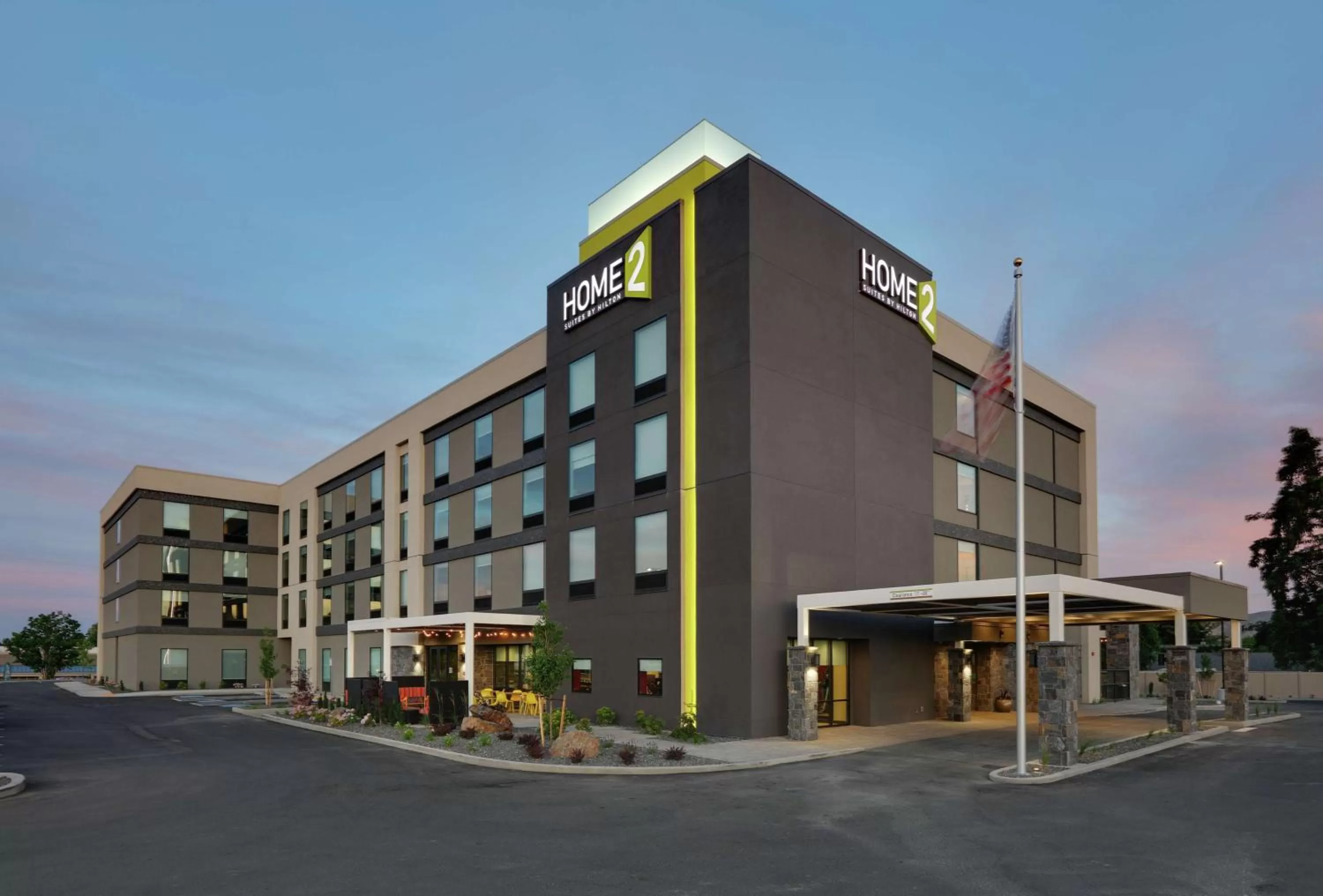 Property building in Home2 Suites By Hilton Yakima Airport