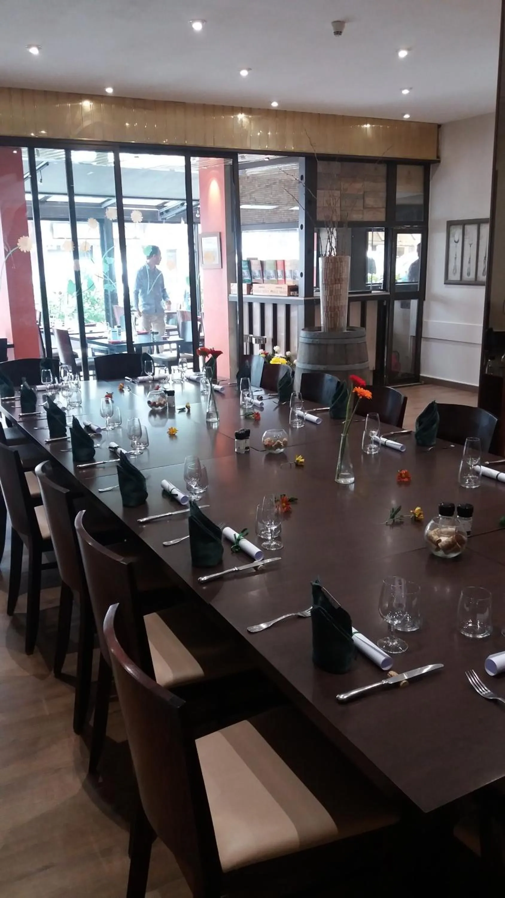 Restaurant/places to eat in Hôtel Belleville