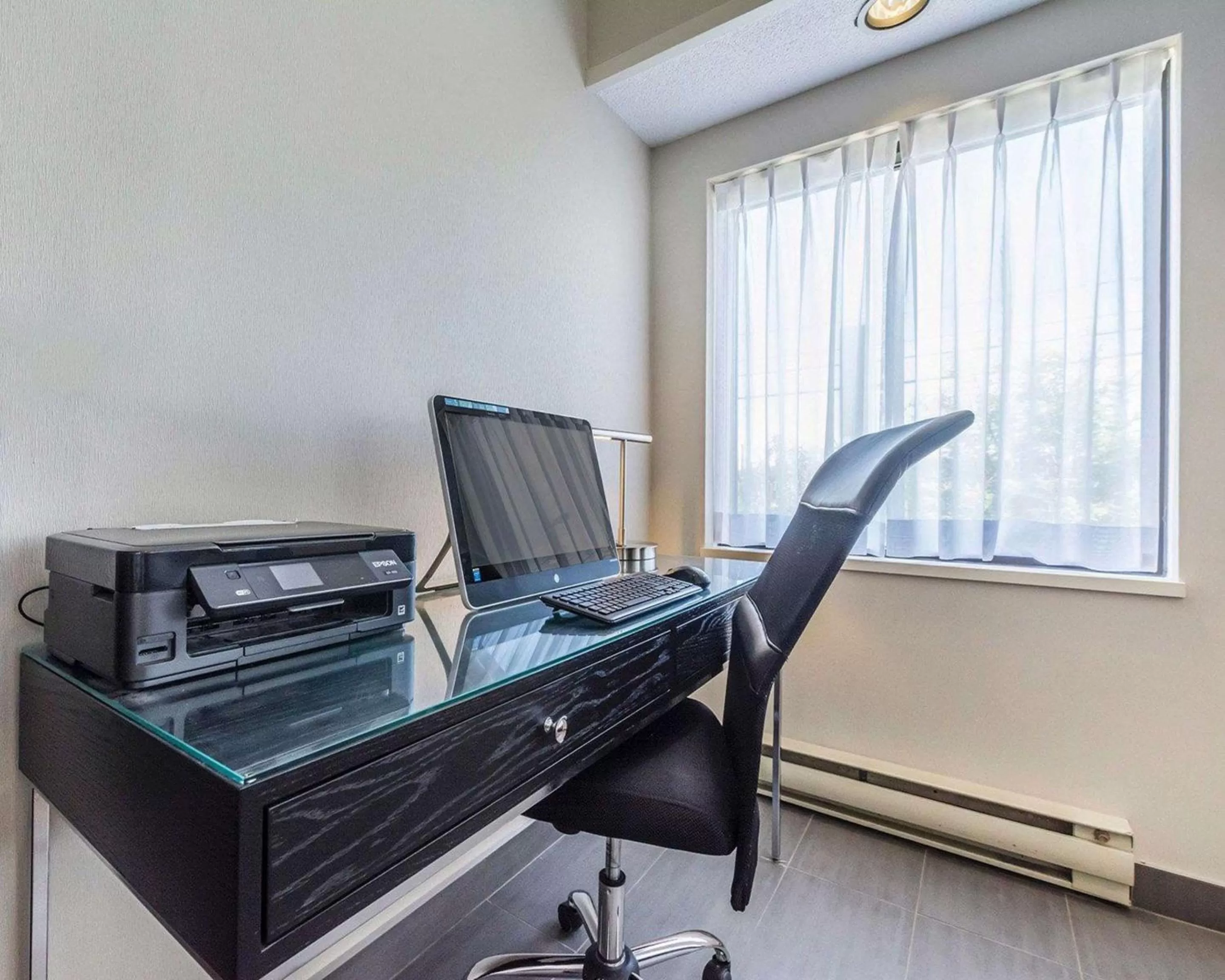 On site in Comfort Inn Thetford Mines