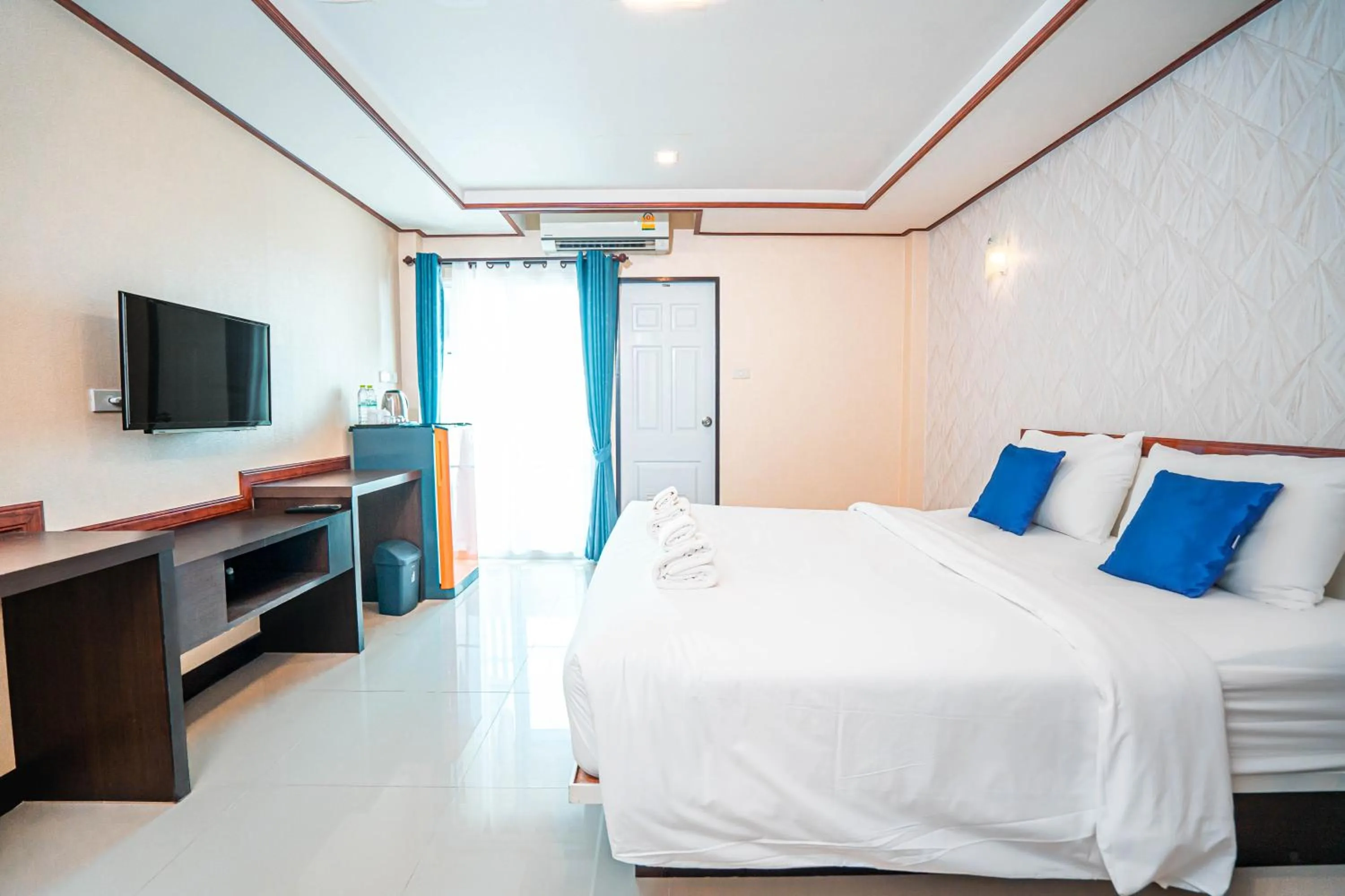 Bedroom, Bed in Blue Sky Residence Airport