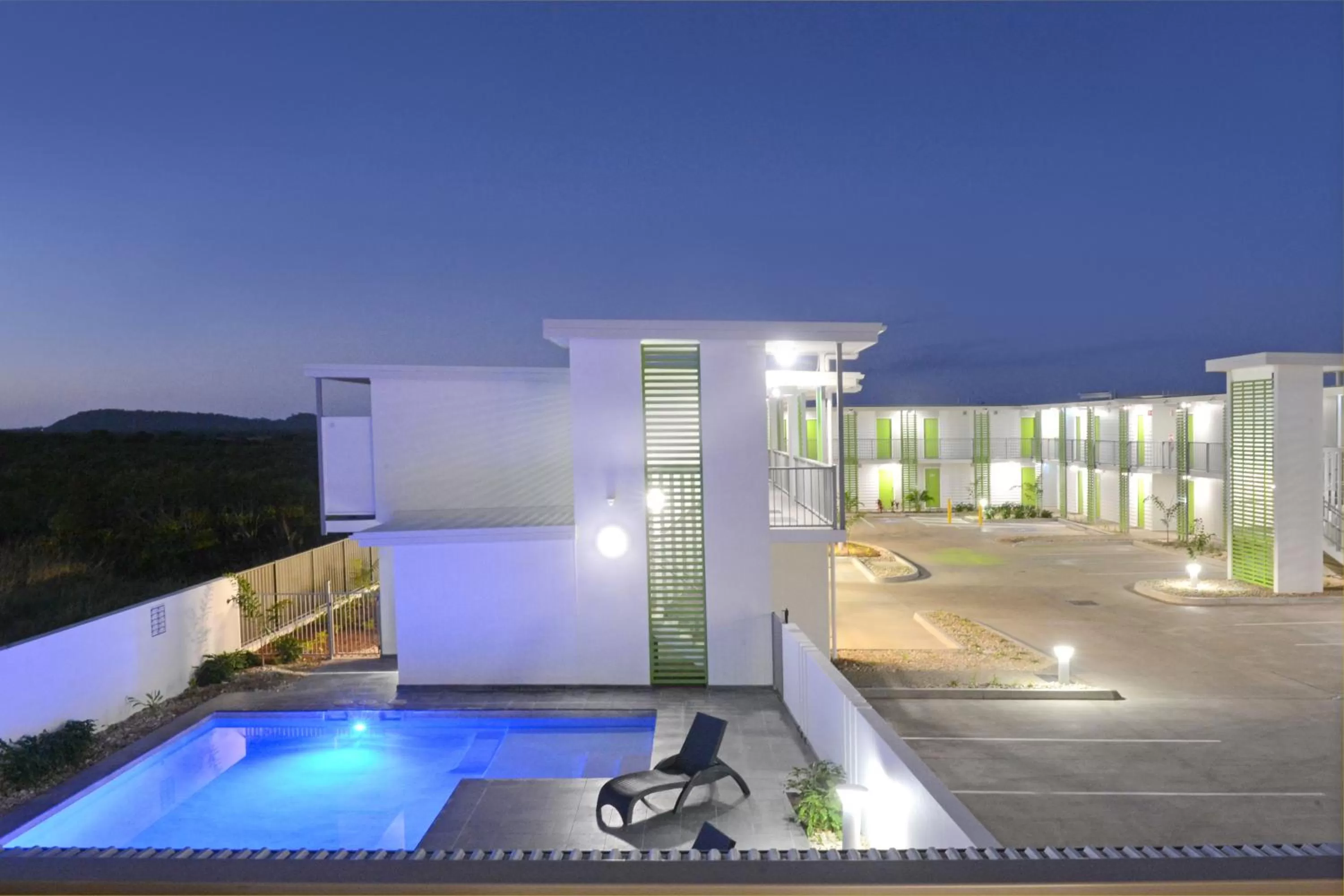 Night in Mackay Oceanside Central Hotel Official