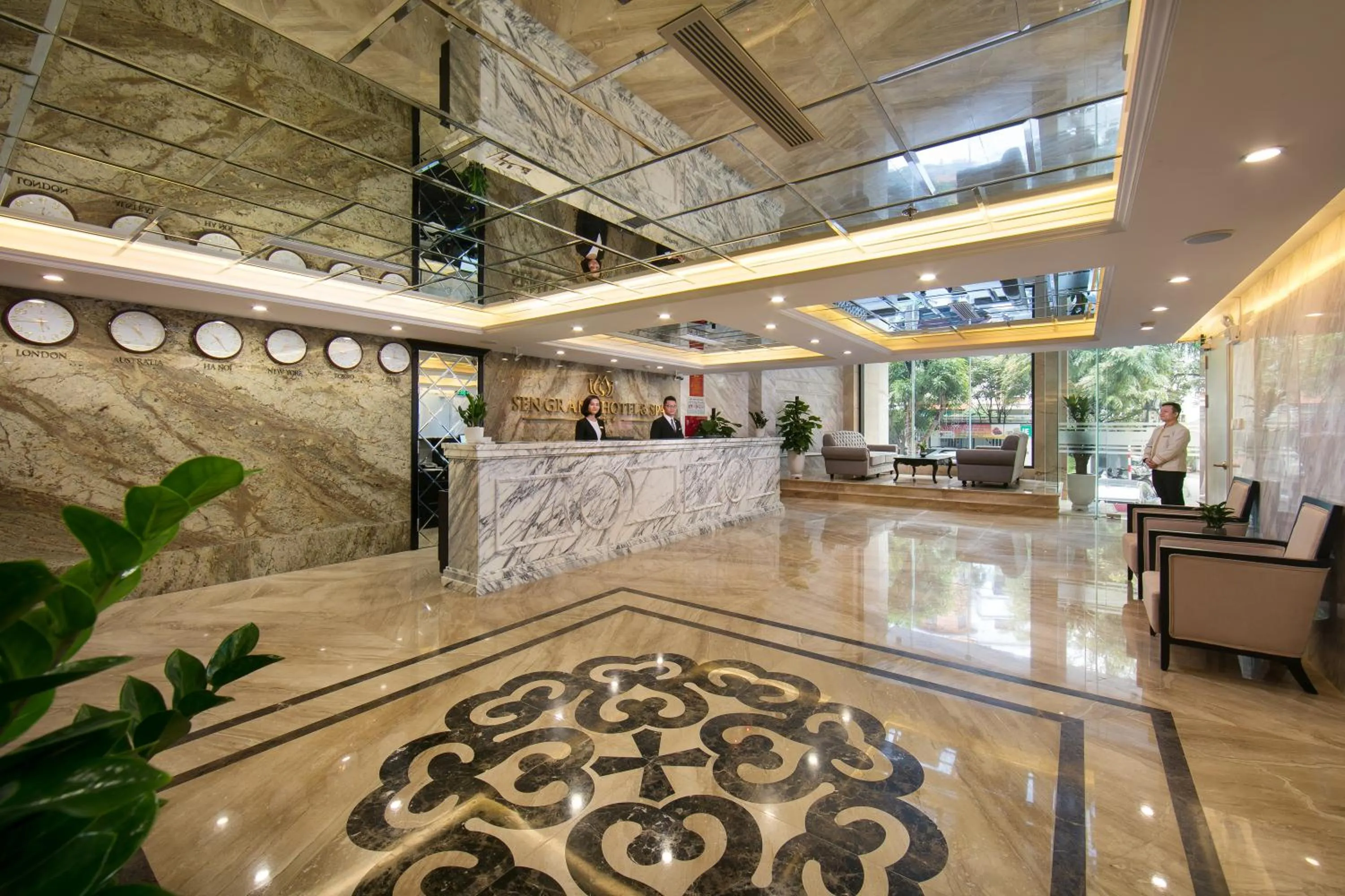 Lobby or reception in Sen Grand Hotel & Spa managed by Sen Group