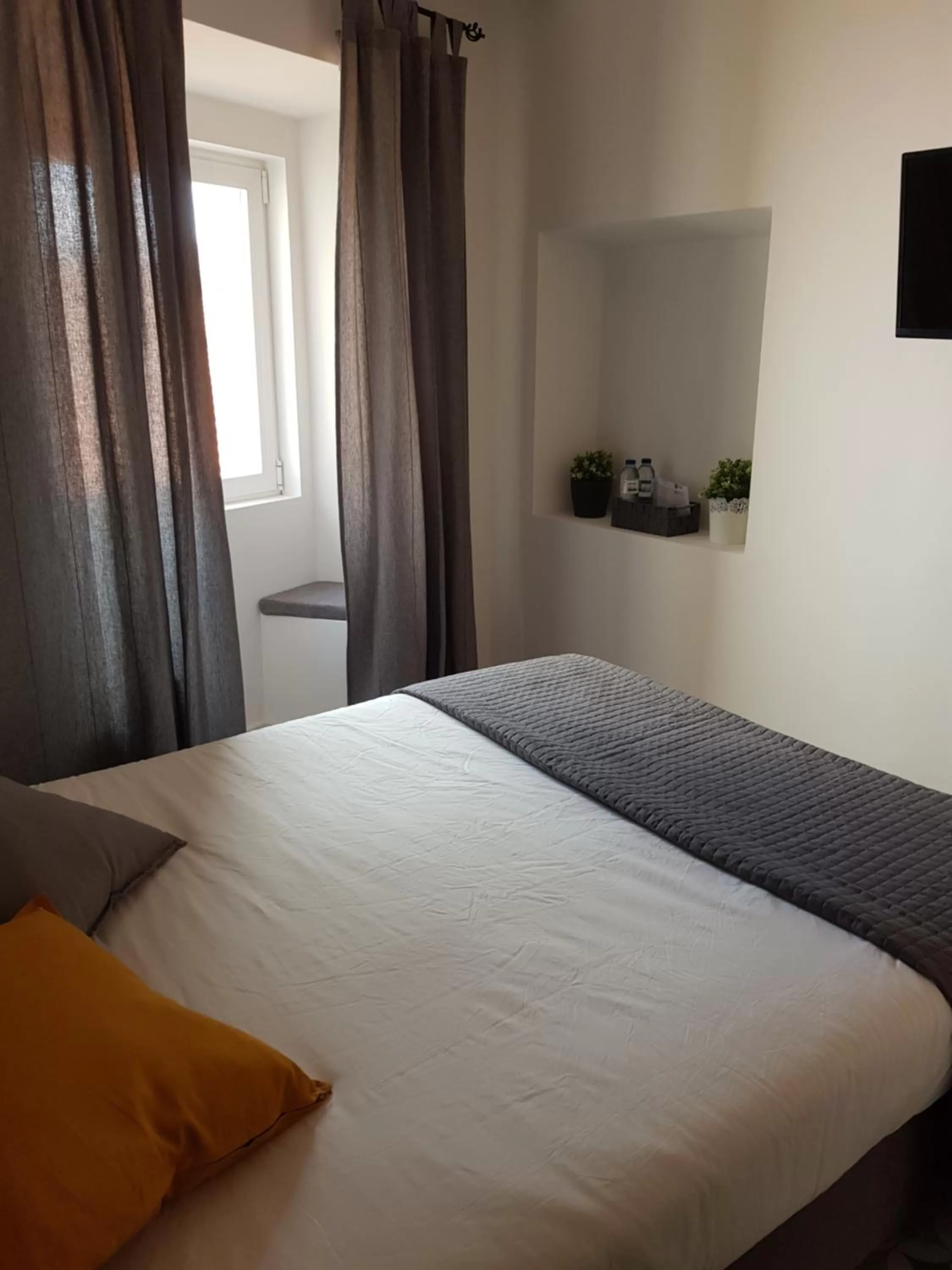 Bed in Cool Guest House