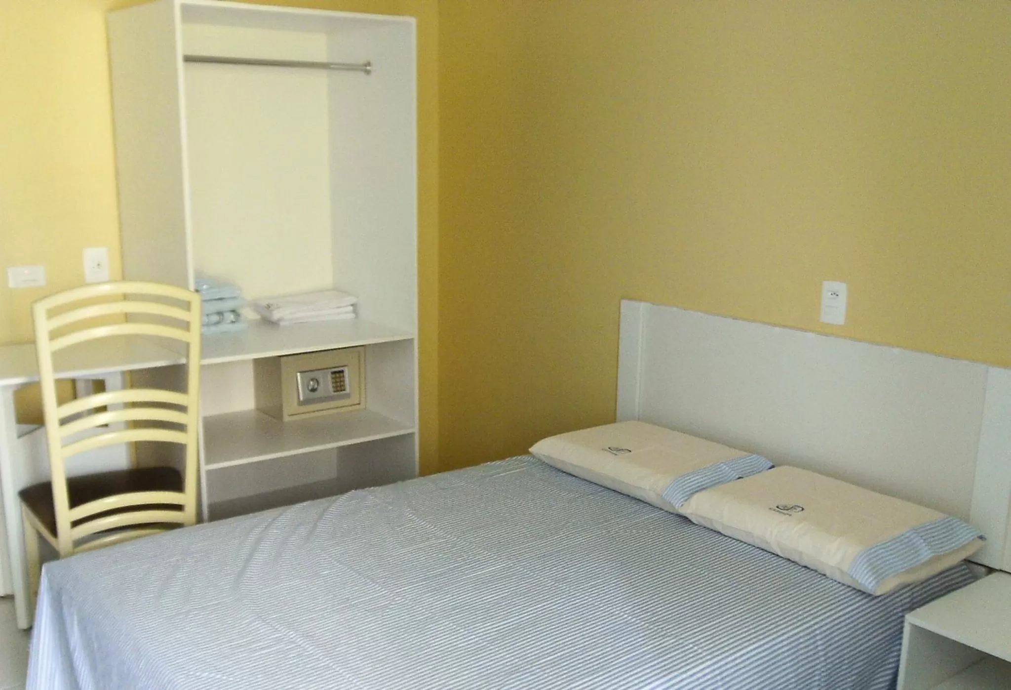 Bedroom, Bed in Pousada NS Fátima