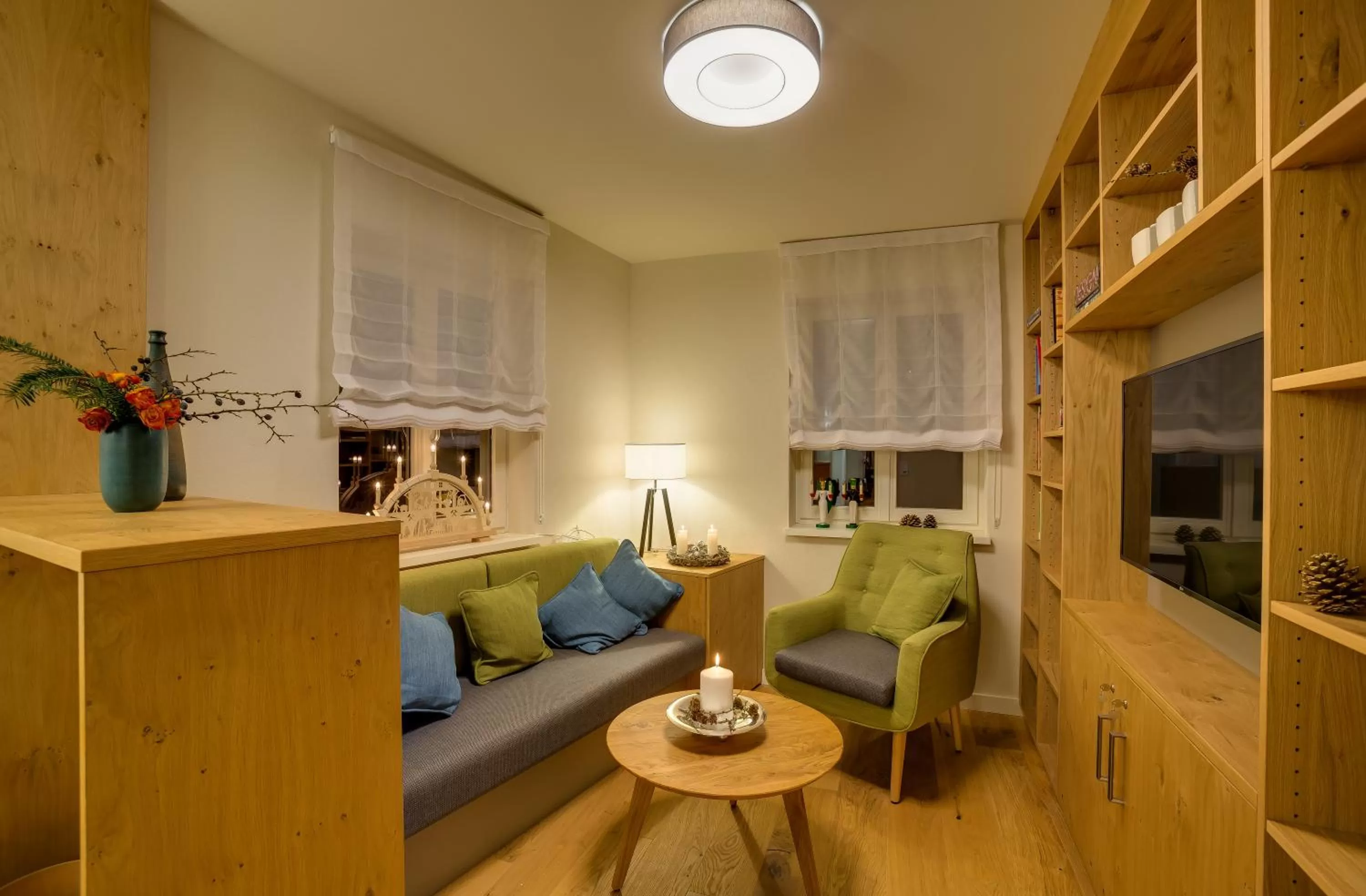 Communal lounge/ TV room in Boutique Hotel grüner Zweig