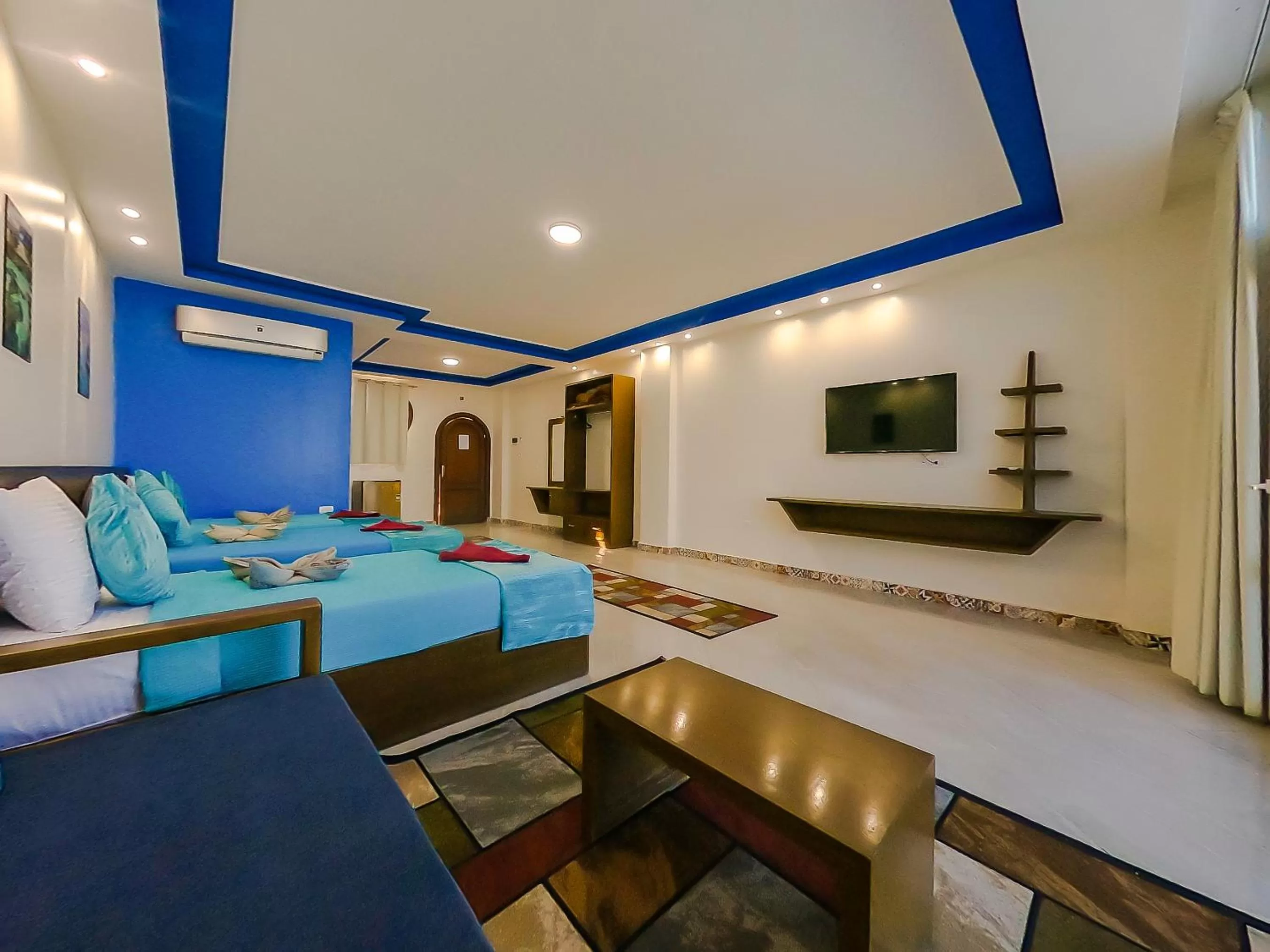 Bed in Seaview Panorama Hotel