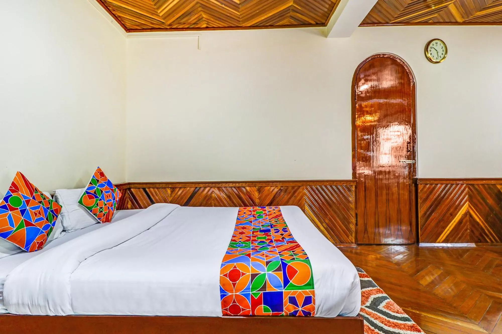 Bedroom, Bed in FabHotel Oak Ridge Retreat I