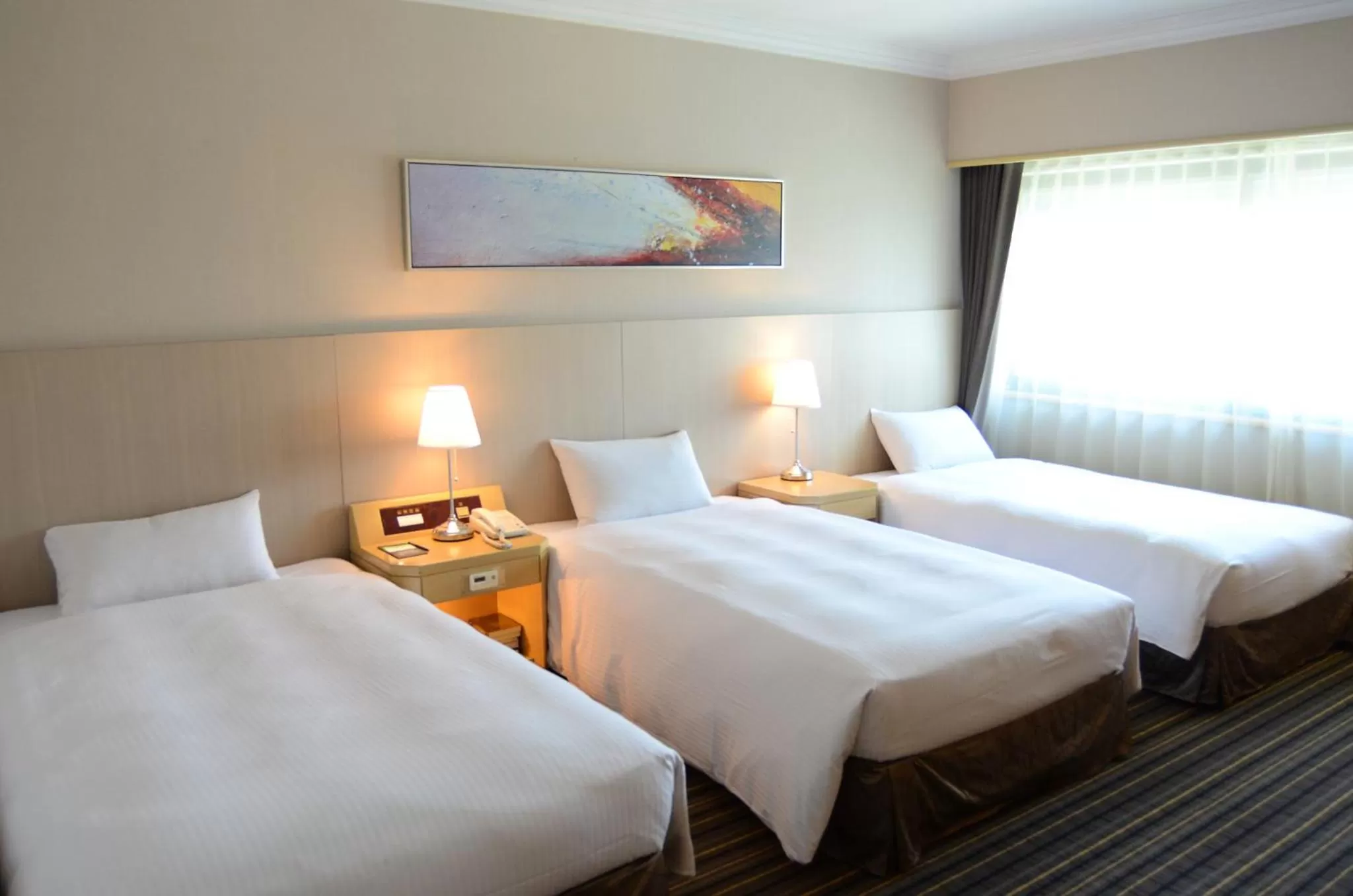 Photo of the whole room, Bed in Santos Hotel