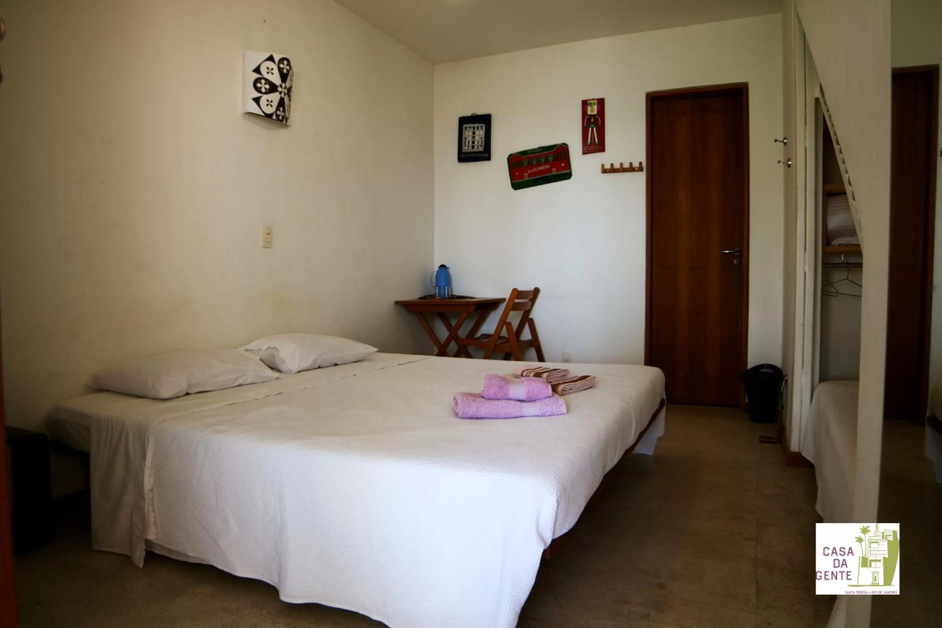 Photo of the whole room, Bed in Casa da Gente